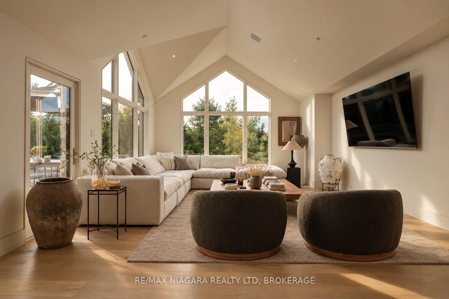 Photo 14 of 3551 Cardinal Drive, Niagara Falls, Mt. Carmel — HOMEH