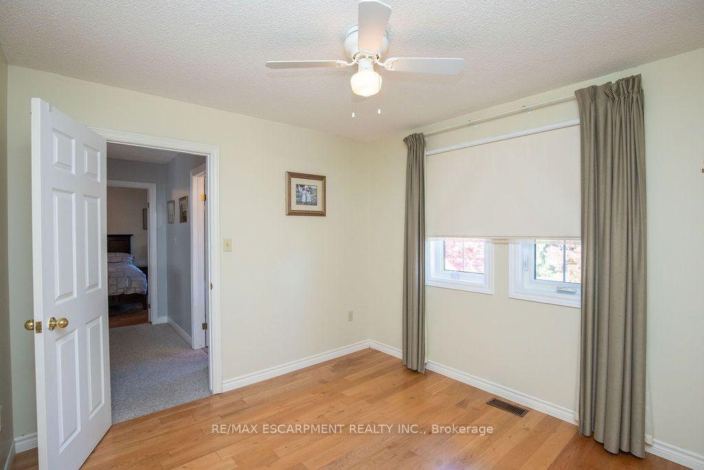 Photo 25 of 7 Falconbridge Drive, Hamilton, Carpenter — HOMEH