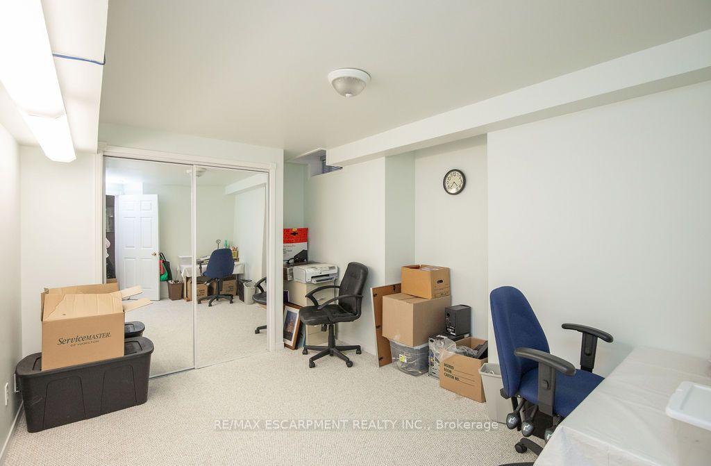 Photo 32 of 7 Falconbridge Drive, Hamilton, Carpenter — HOMEH