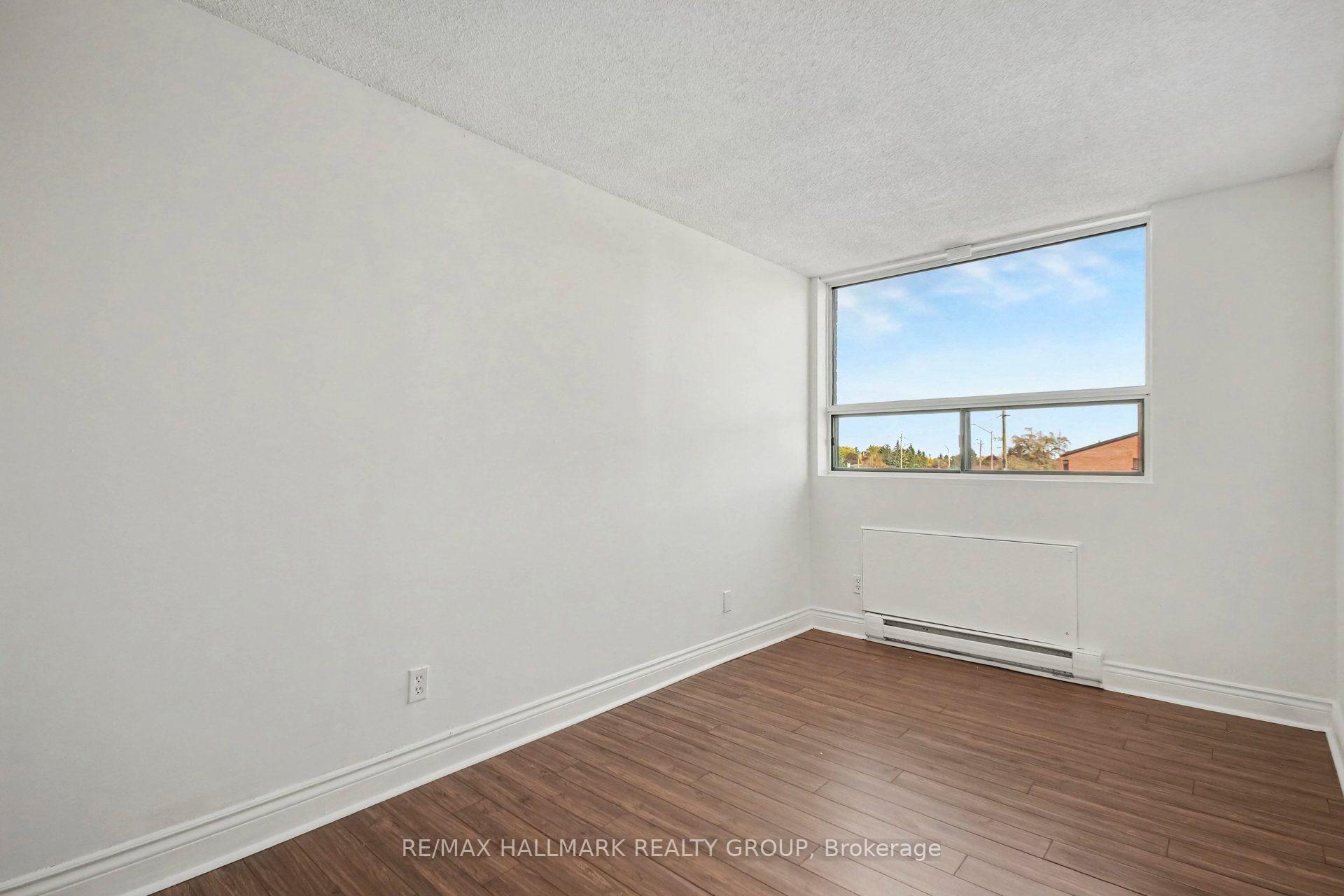 Photo 13 of Unit 309, 1440 Heron Road, Ottawa, Heron Gate — HOMEH