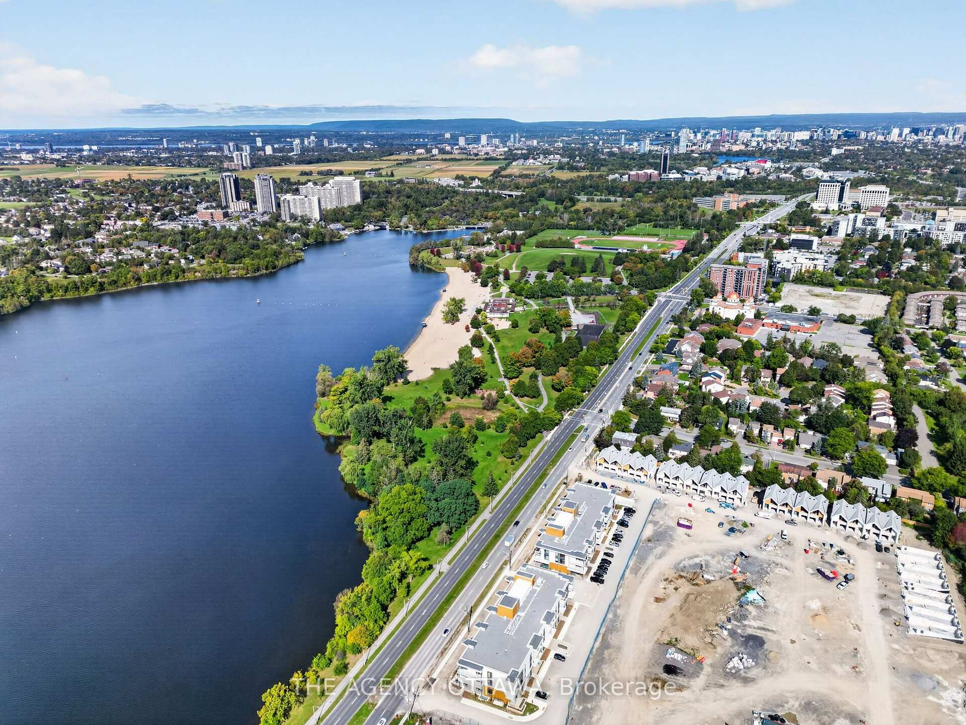Photo 12 of Unit 306, 3085 Riverside Drive, Ottawa, Mooneys Bay/Riverside Park — HOMEH