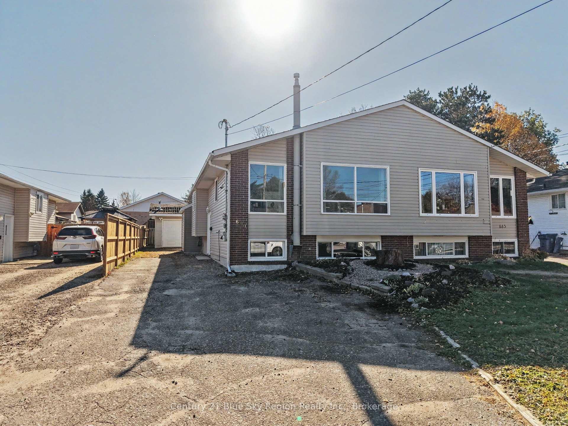 Photo 1 of 691 Robarts Avenue, North Bay, Widdifield — HOMEH