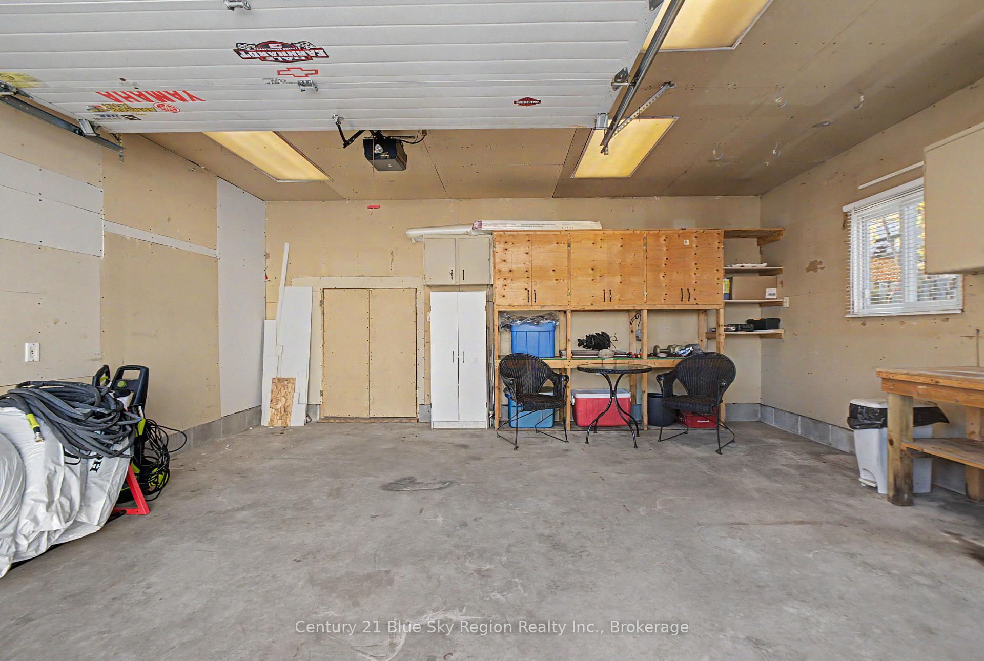 Photo 5 of 691 Robarts Avenue, North Bay, Widdifield — HOMEH