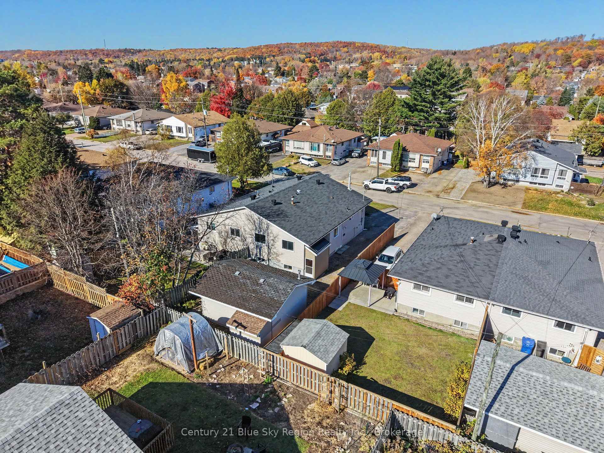 Photo 15 of 691 Robarts Avenue, North Bay, Widdifield — HOMEH