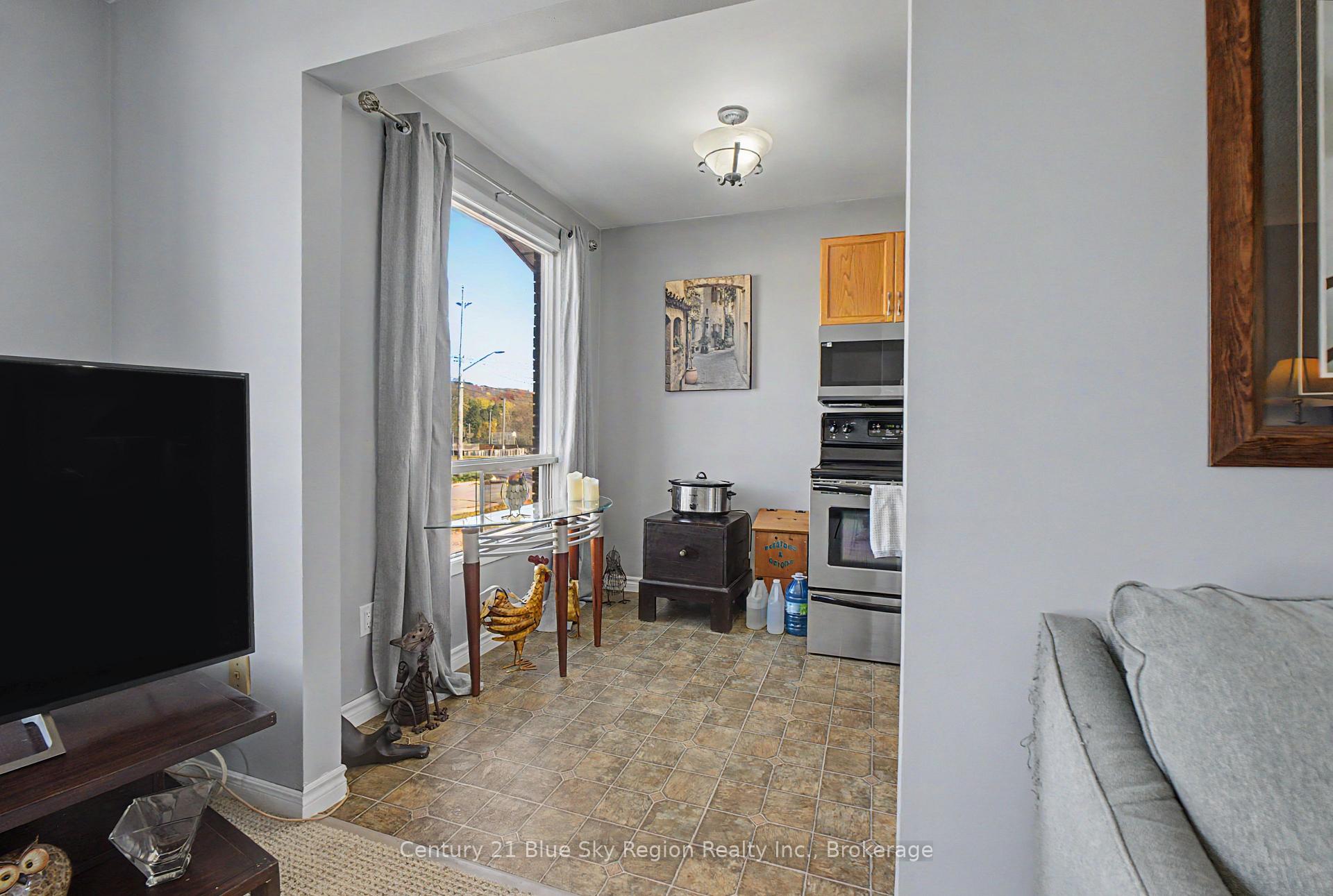 Photo 27 of 691 Robarts Avenue, North Bay, Widdifield — HOMEH