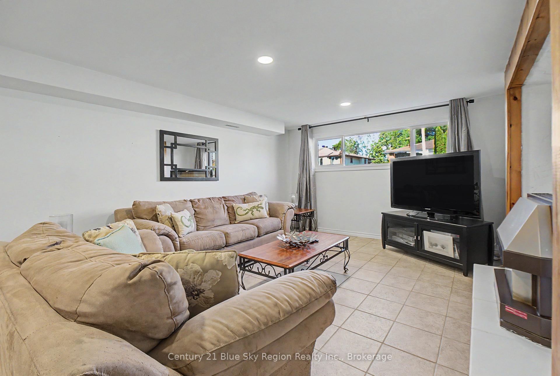 Photo 40 of 691 Robarts Avenue, North Bay, Widdifield — HOMEH