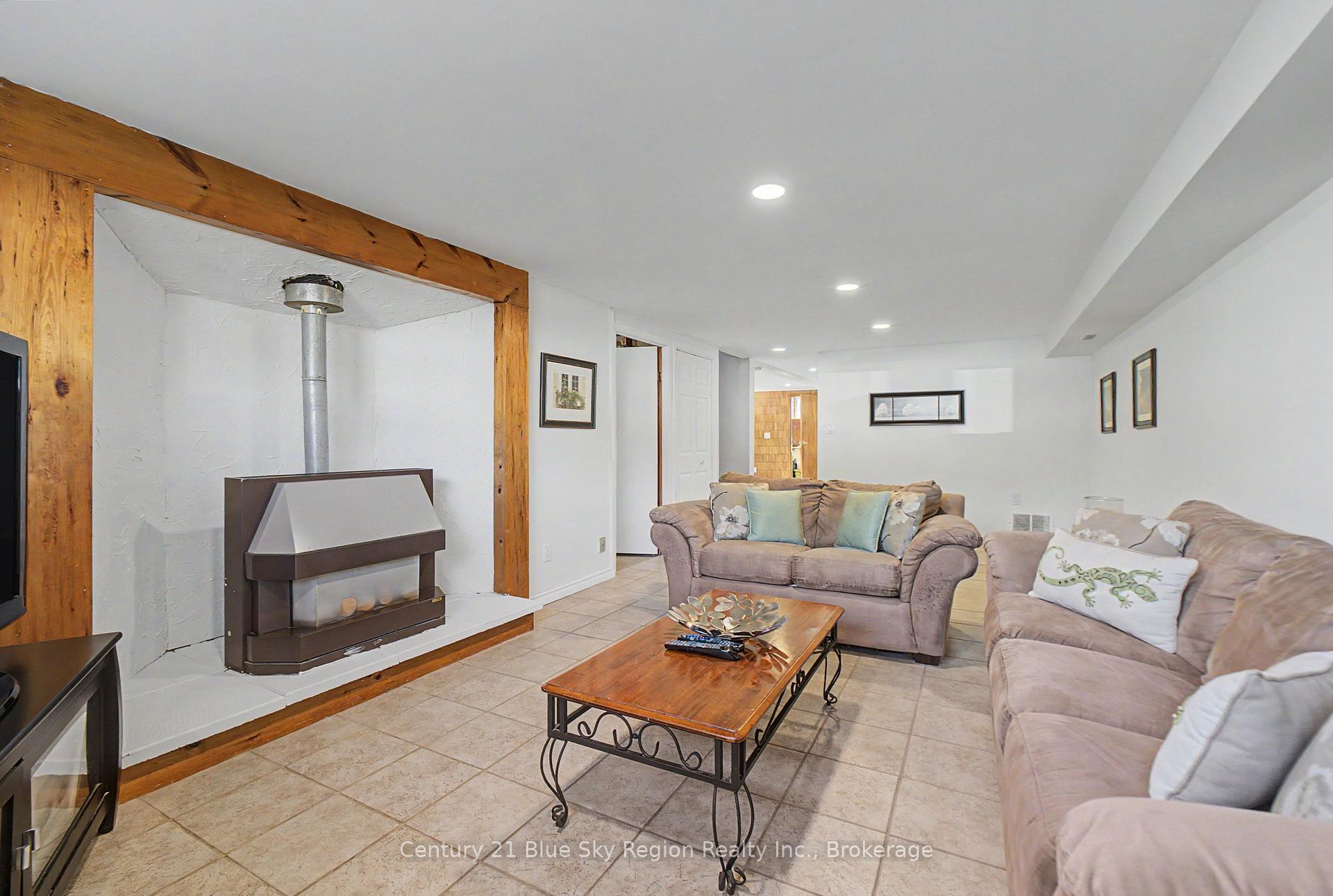 Photo 42 of 691 Robarts Avenue, North Bay, Widdifield — HOMEH