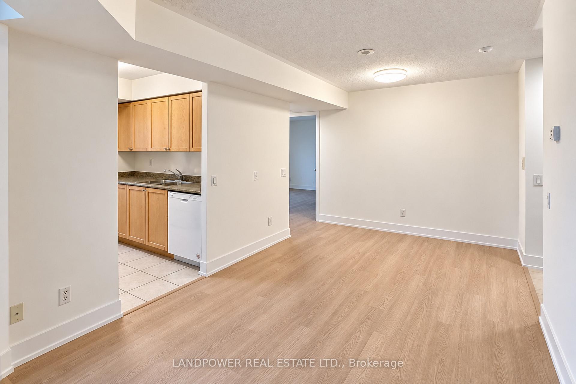 Photo 6 of Unit 2206, 155 Beecroft Road, North York, Lansing-Westgate — HOMEH