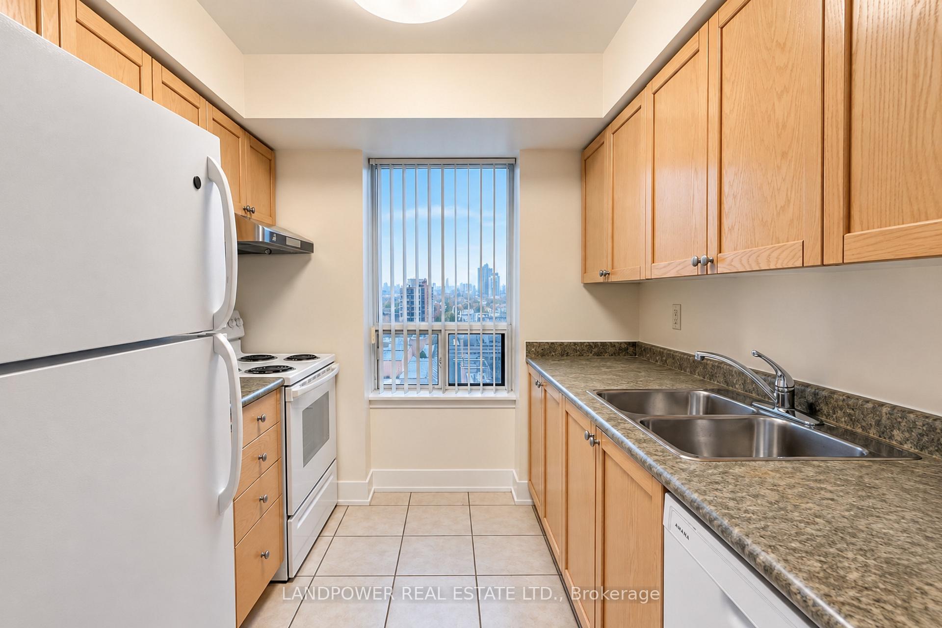 Photo 8 of Unit 2206, 155 Beecroft Road, North York, Lansing-Westgate — HOMEH