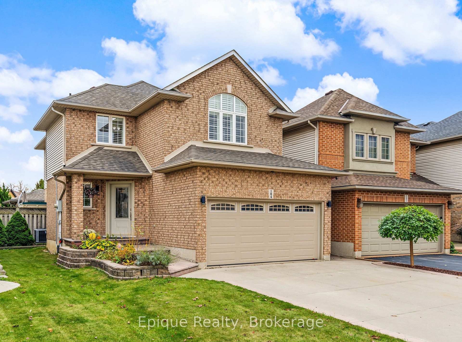 Photo 2 of 184 Locheed Drive, Hamilton, Lisgar — HOMEH