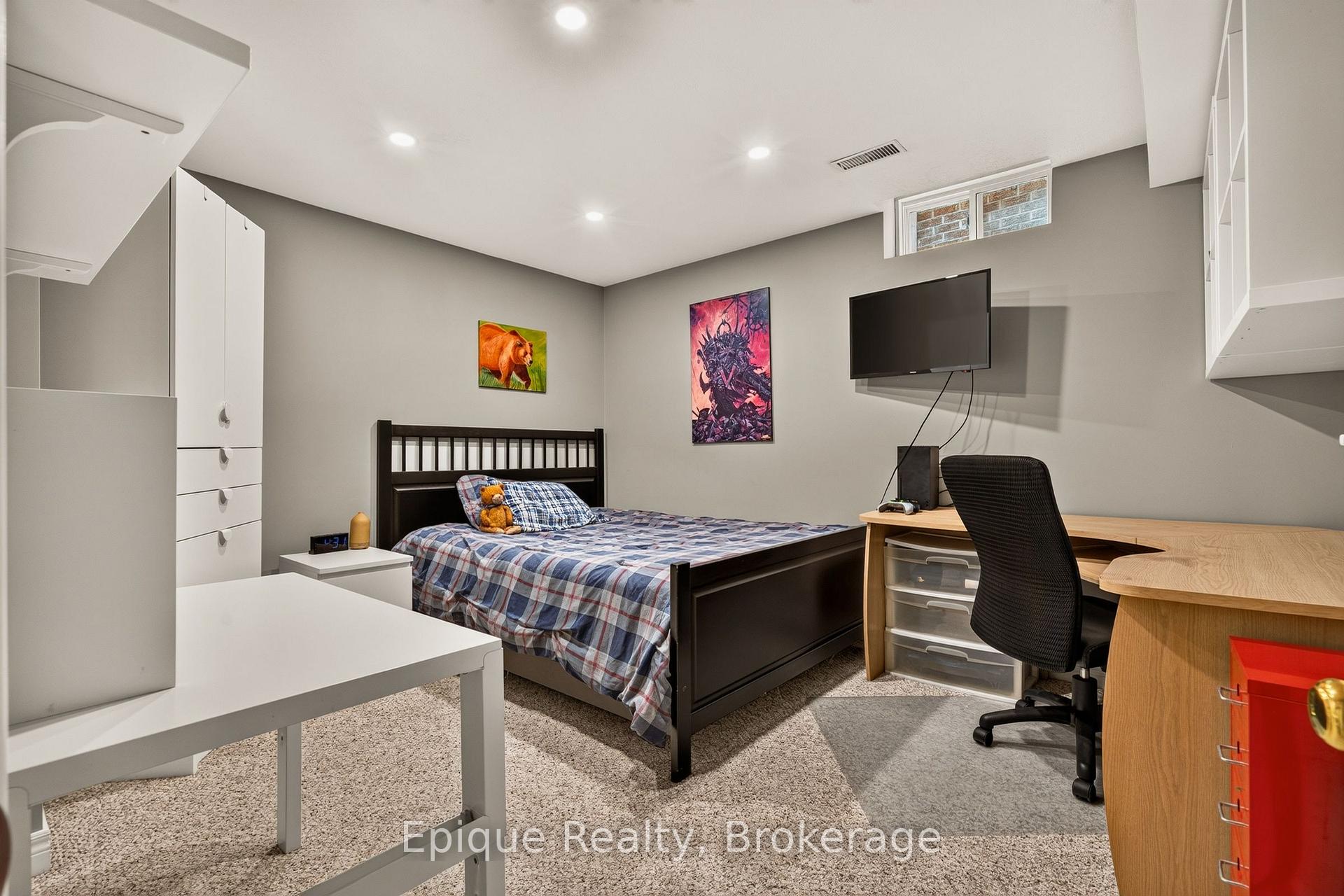 Photo 34 of 184 Locheed Drive, Hamilton, Lisgar — HOMEH