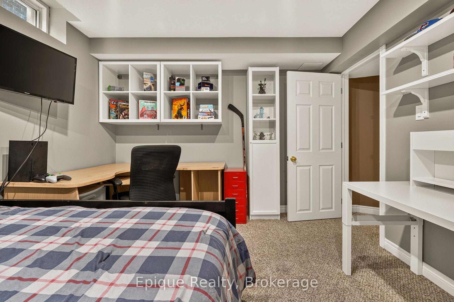 Photo 35 of 184 Locheed Drive, Hamilton, Lisgar — HOMEH