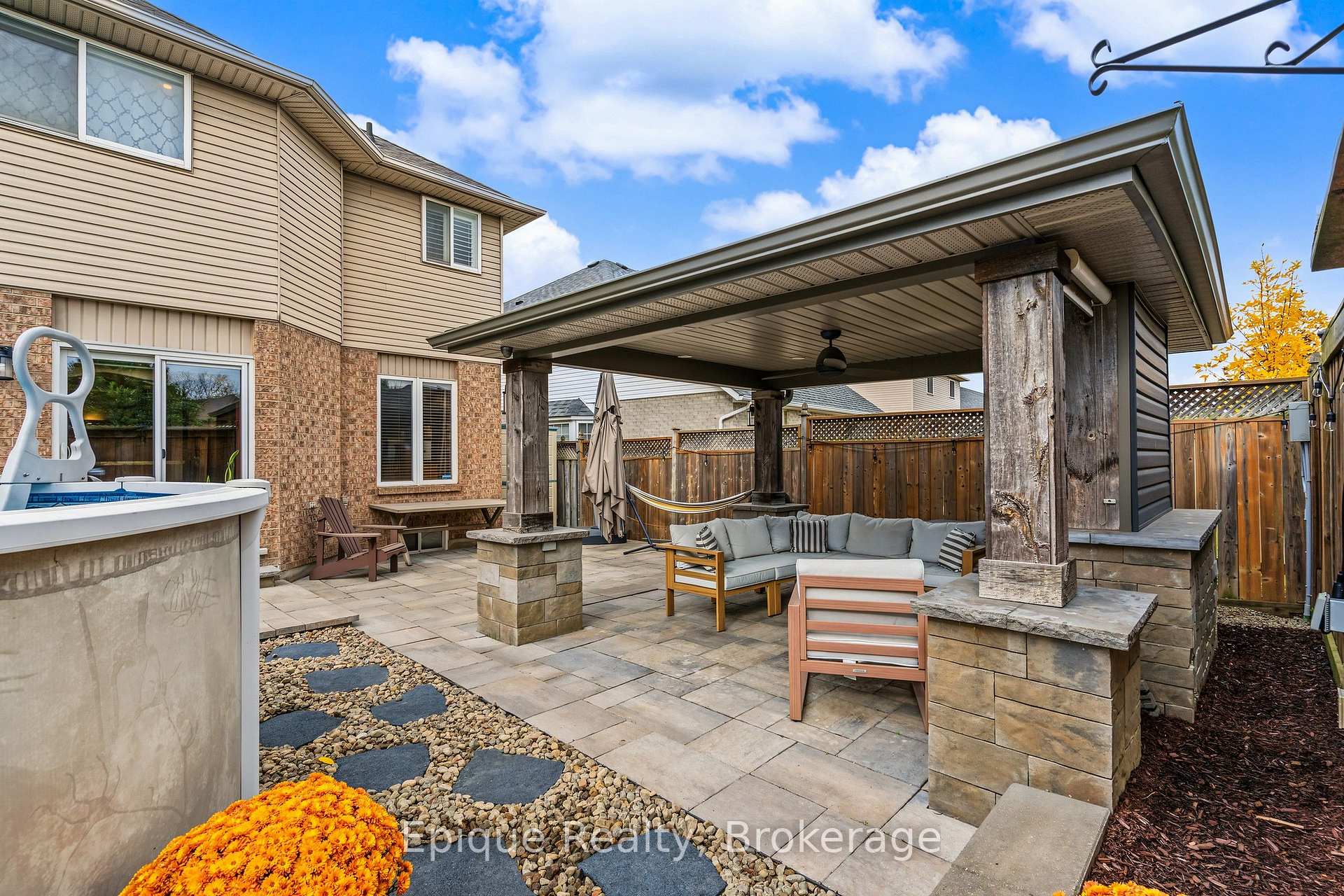 Photo 42 of 184 Locheed Drive, Hamilton, Lisgar — HOMEH