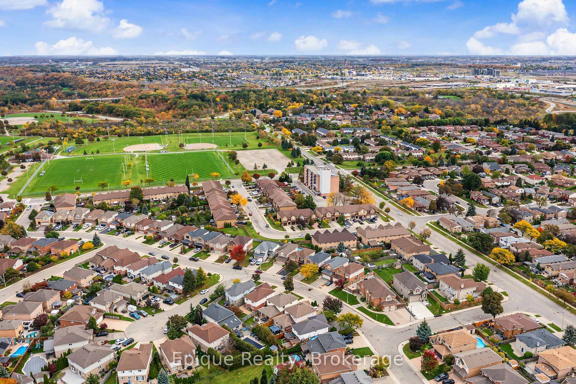 Photo 48 of 184 Locheed Drive, Hamilton, Lisgar — HOMEH