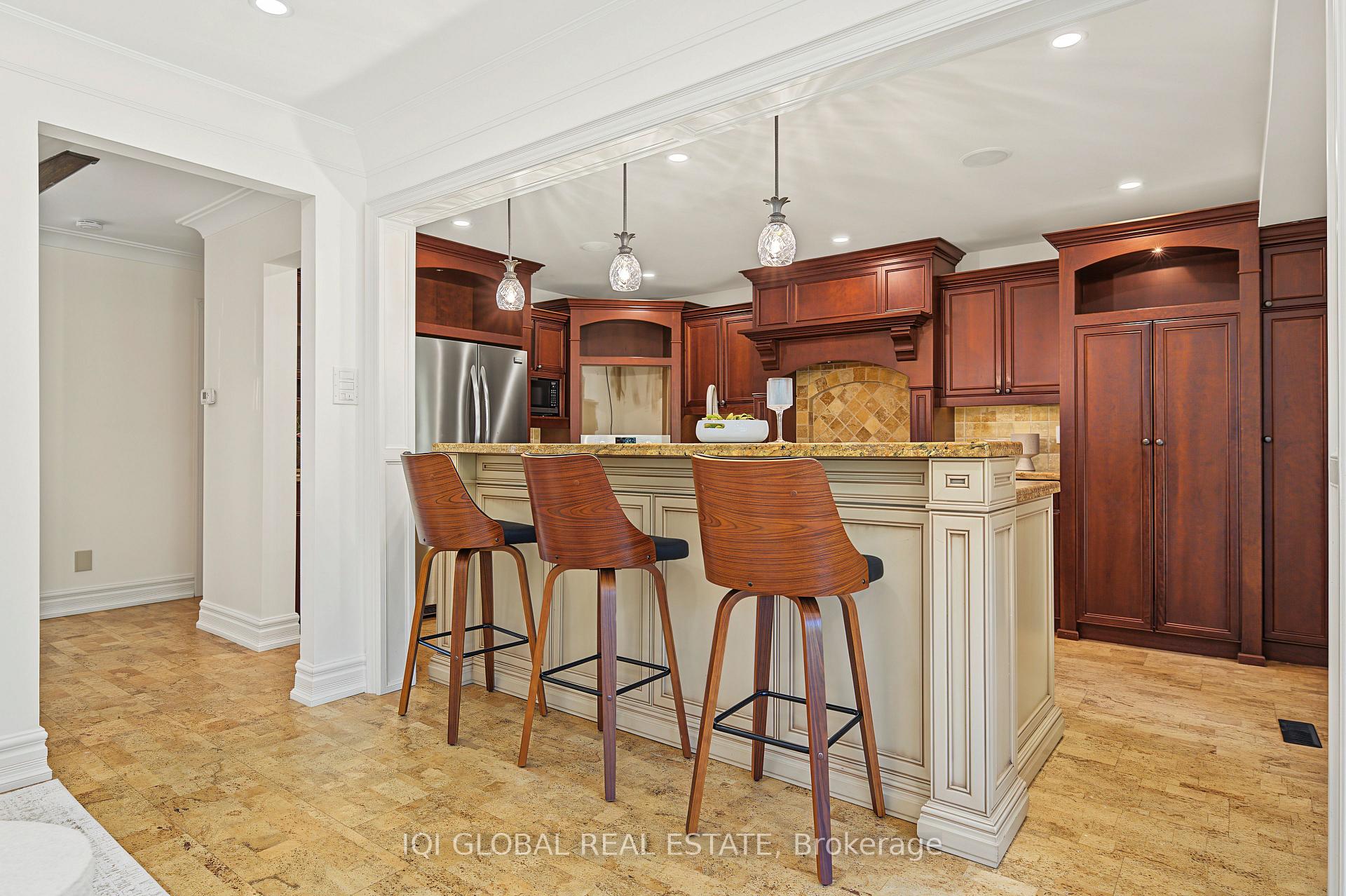 Photo 14 of 1497 Greenbriar Drive, Oakville, Glen Abbey — HOMEH