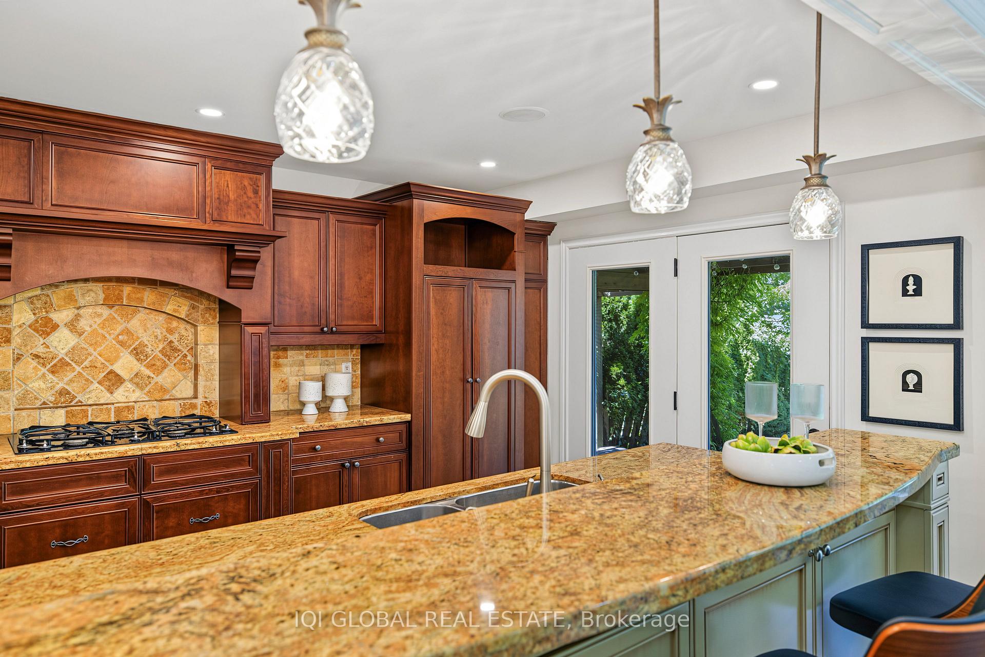 Photo 15 of 1497 Greenbriar Drive, Oakville, Glen Abbey — HOMEH