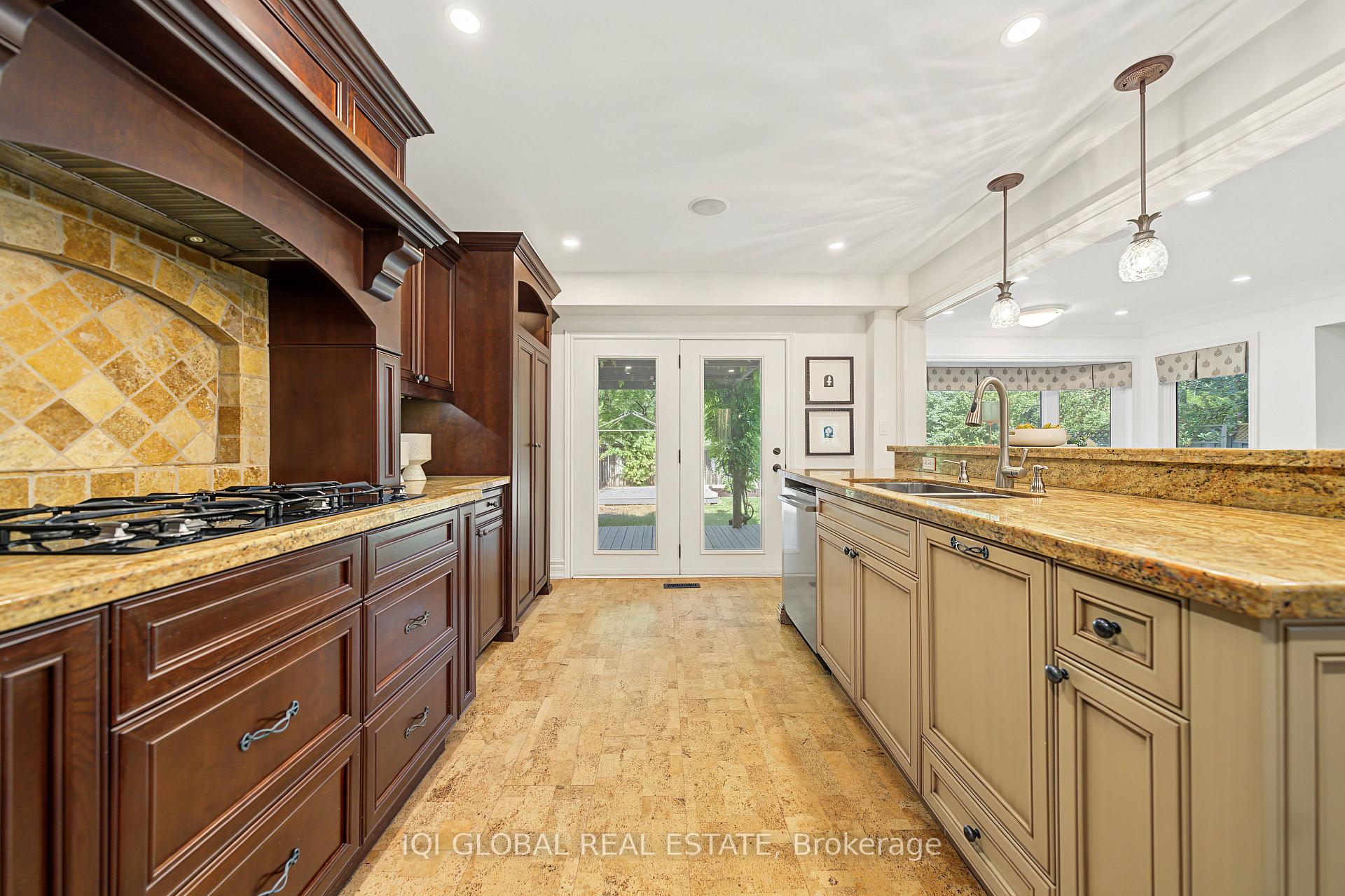 Photo 19 of 1497 Greenbriar Drive, Oakville, Glen Abbey — HOMEH