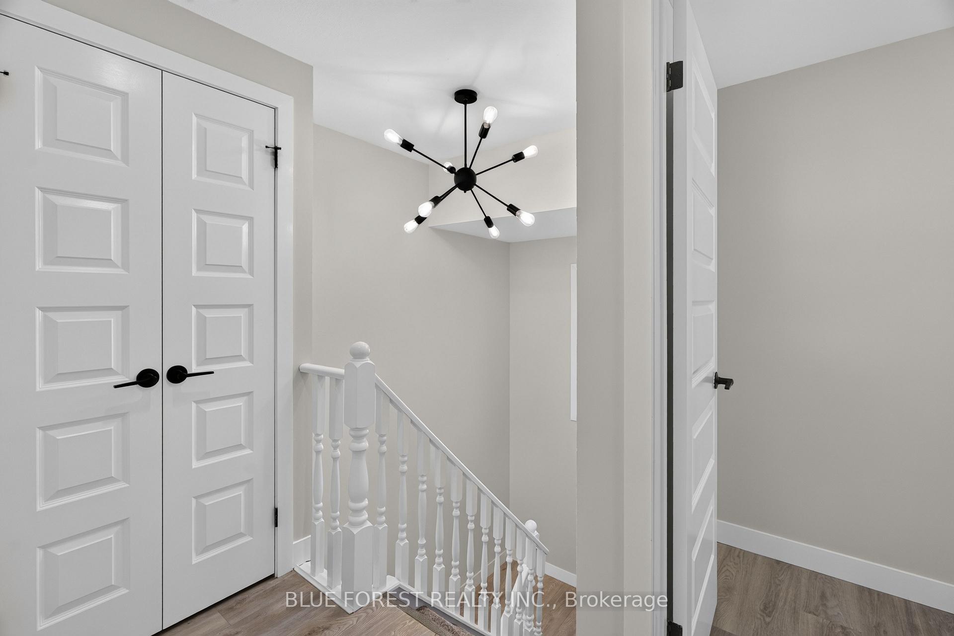 Photo 16 of 1048 Mahogany Road, London, North P — HOMEH