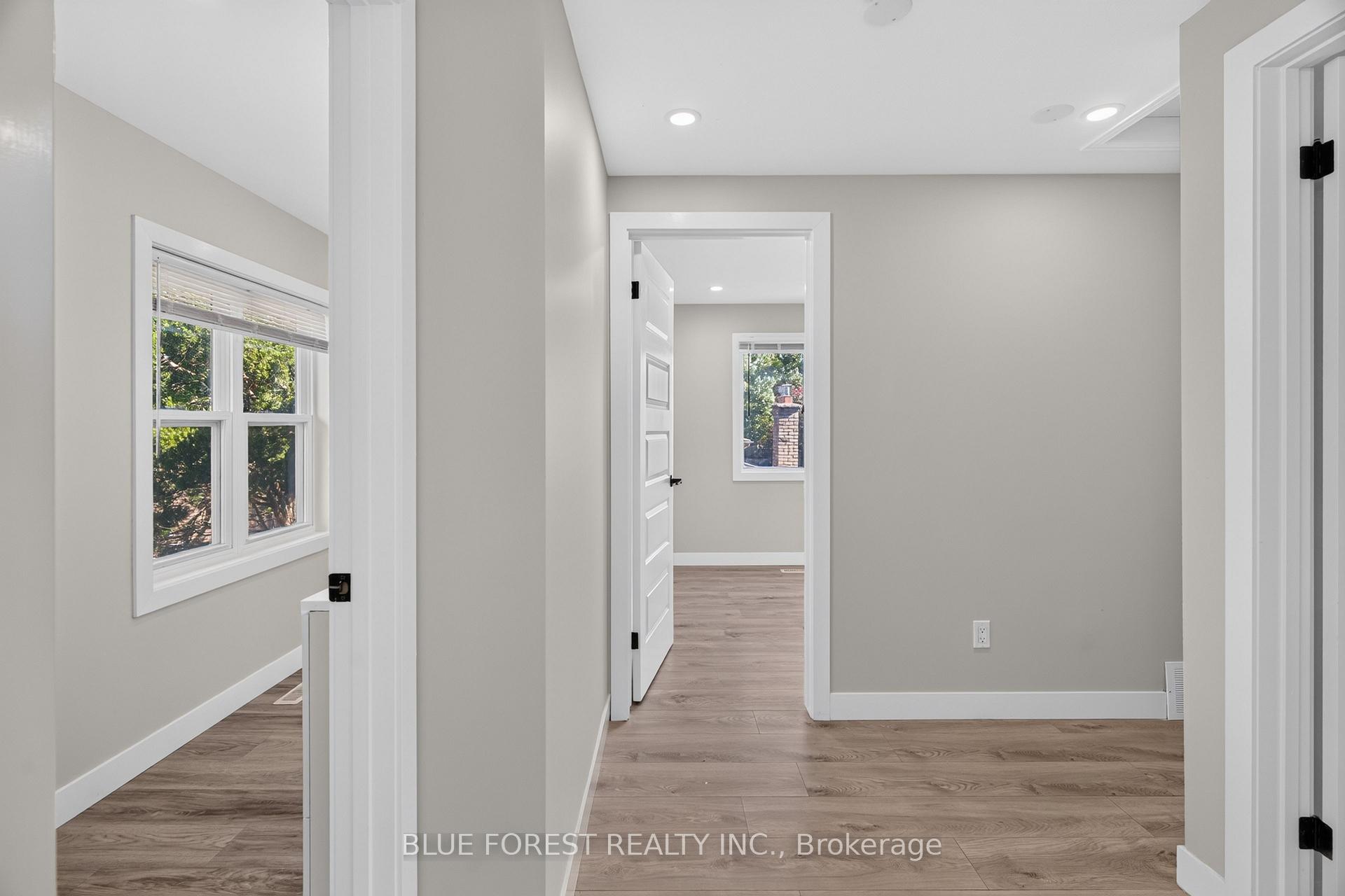 Photo 17 of 1048 Mahogany Road, London, North P — HOMEH