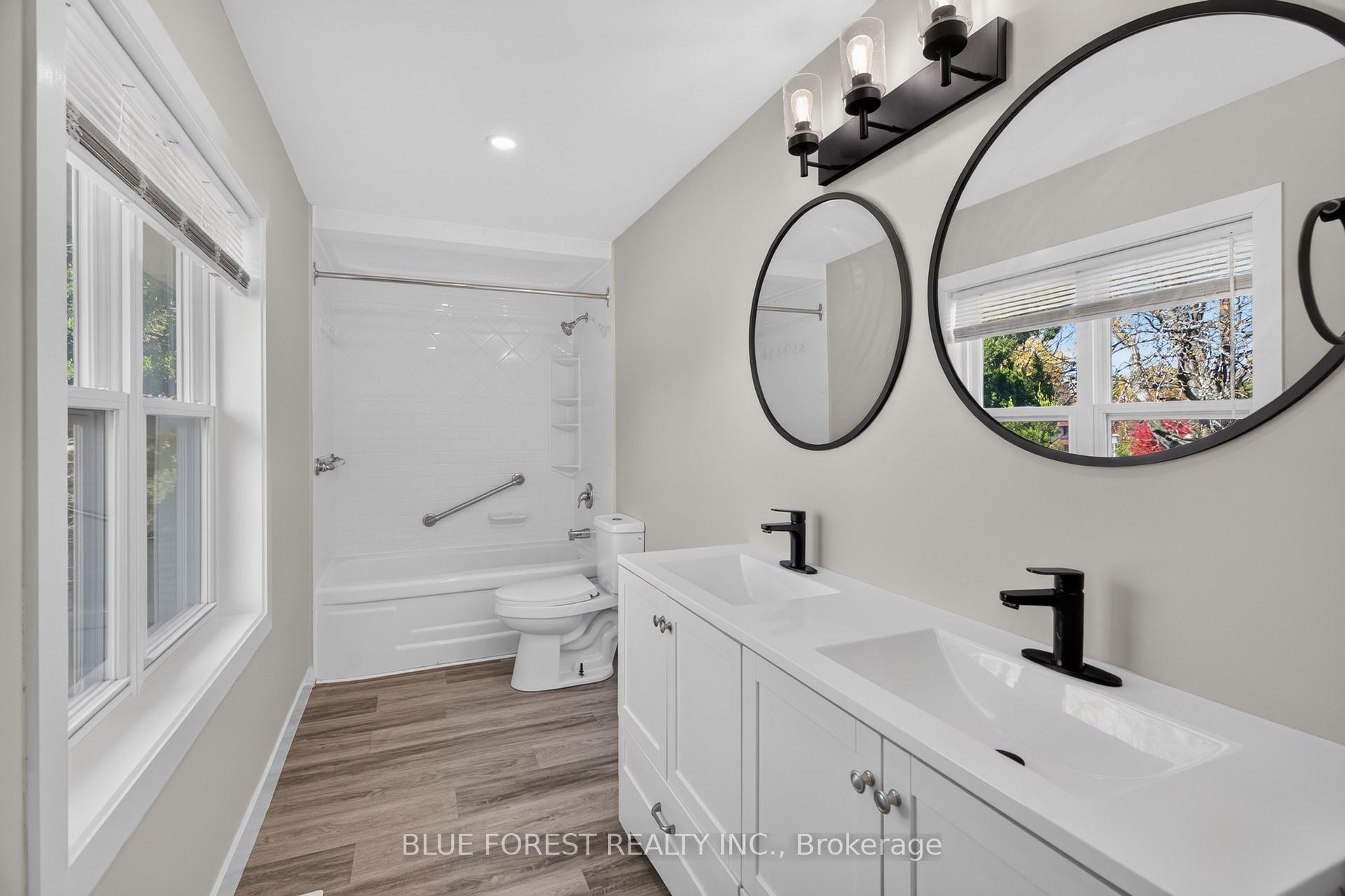 Photo 18 of 1048 Mahogany Road, London, North P — HOMEH