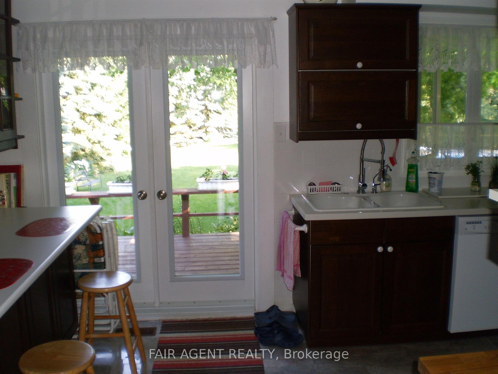 Photo 14 of 33 Maynard Drive, King, Schomberg — HOMEH