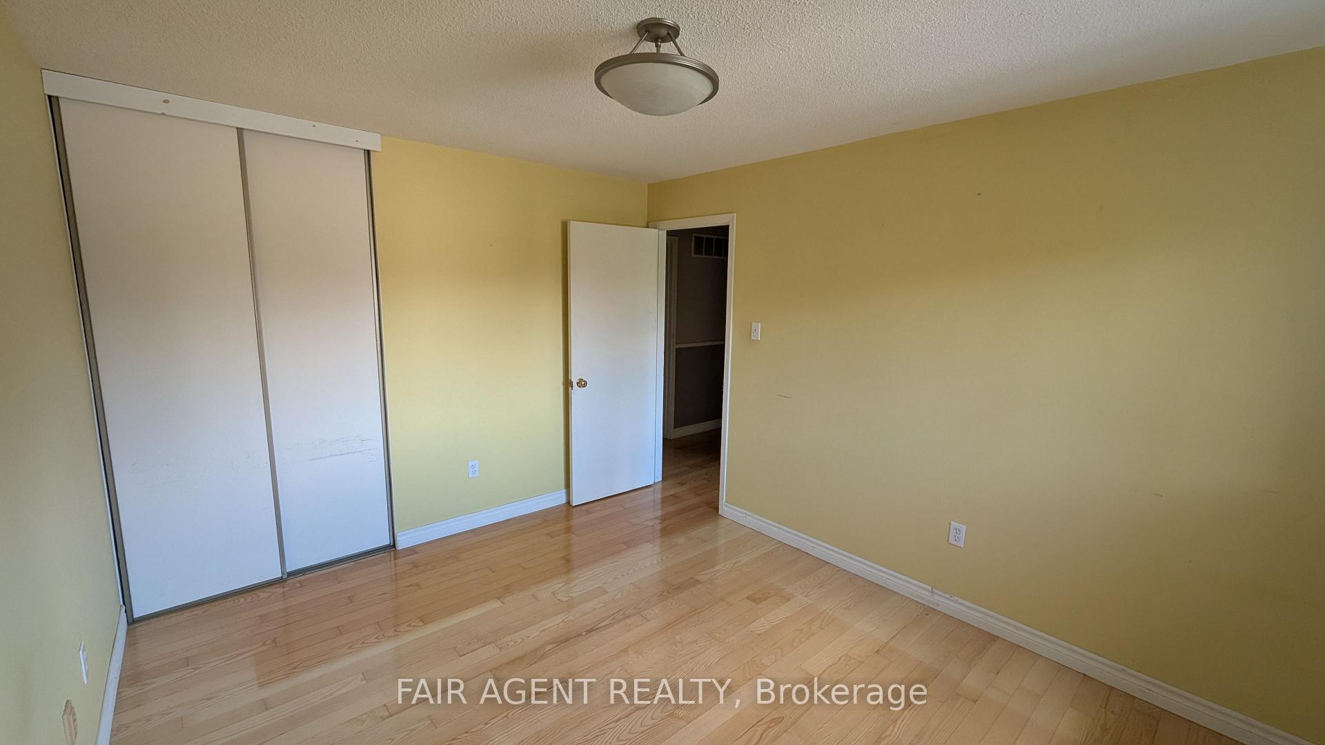 Photo 18 of 33 Maynard Drive, King, Schomberg — HOMEH
