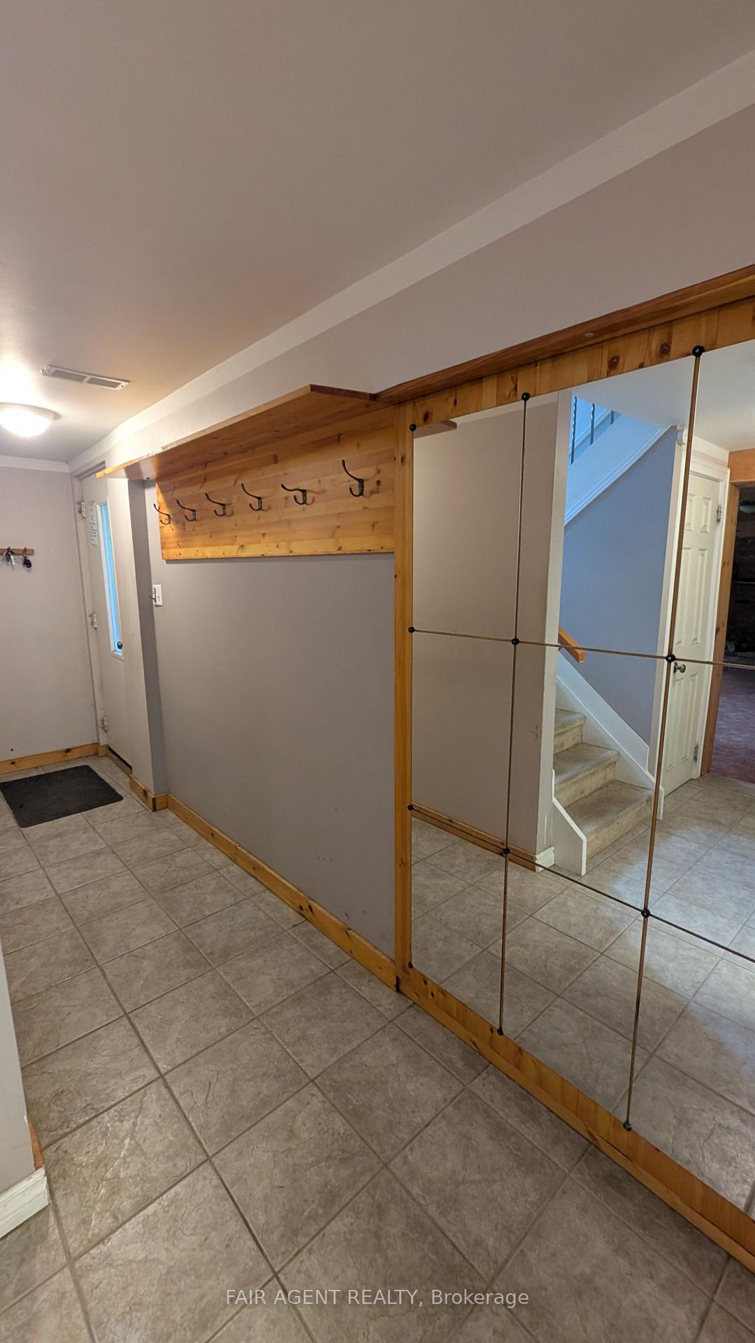 Photo 31 of 33 Maynard Drive, King, Schomberg — HOMEH
