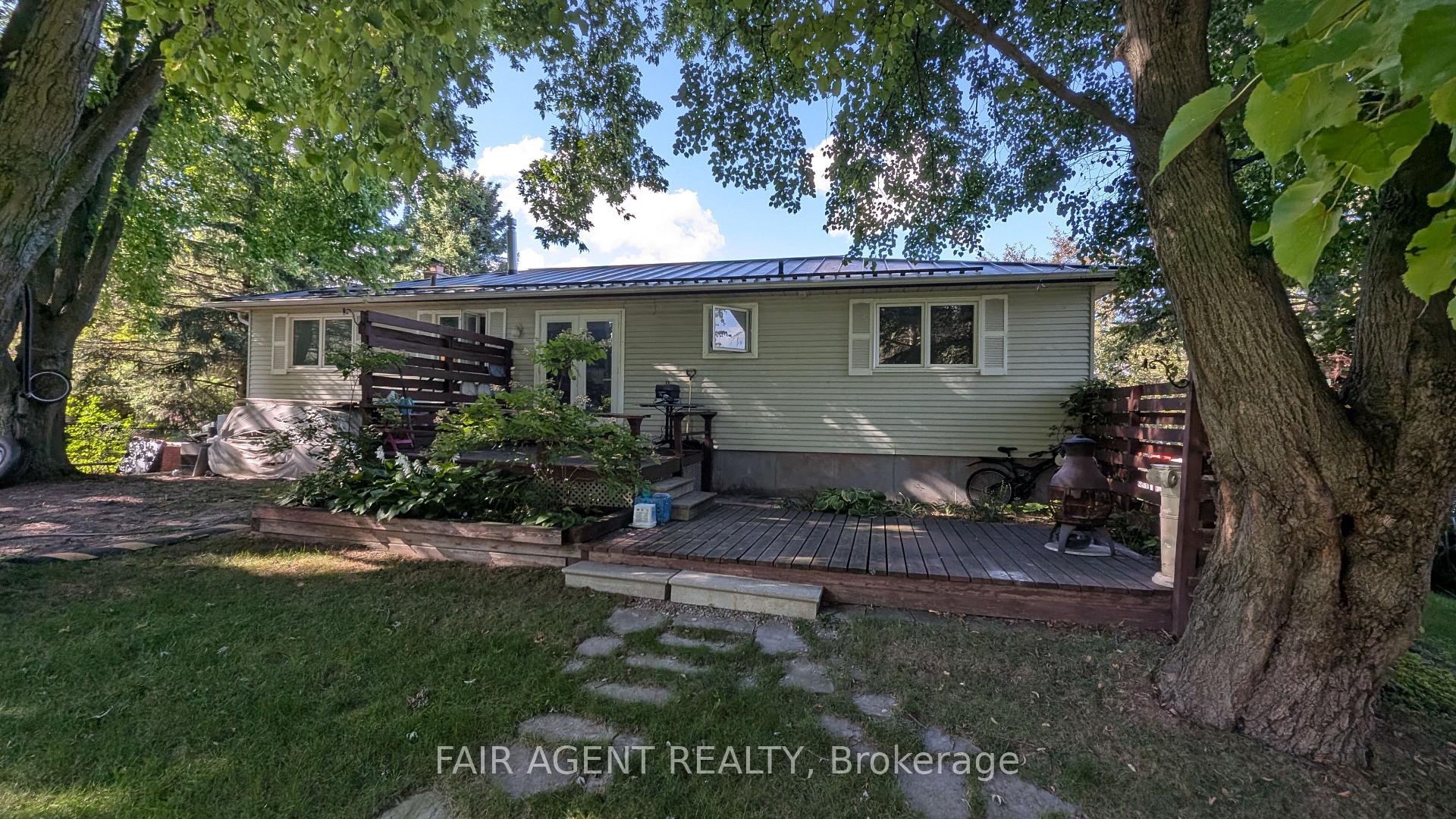 Photo 36 of 33 Maynard Drive, King, Schomberg — HOMEH
