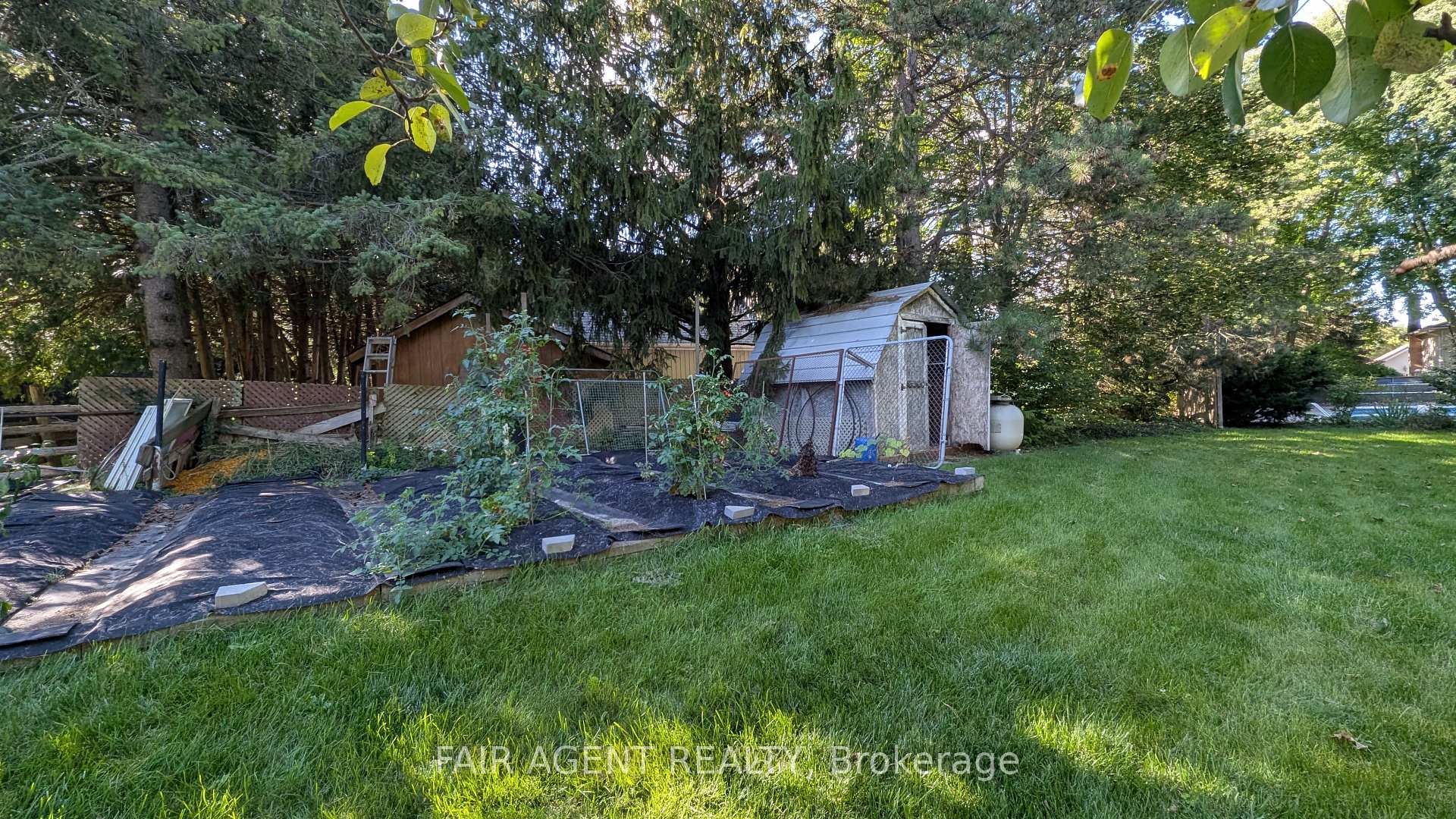 Photo 44 of 33 Maynard Drive, King, Schomberg — HOMEH