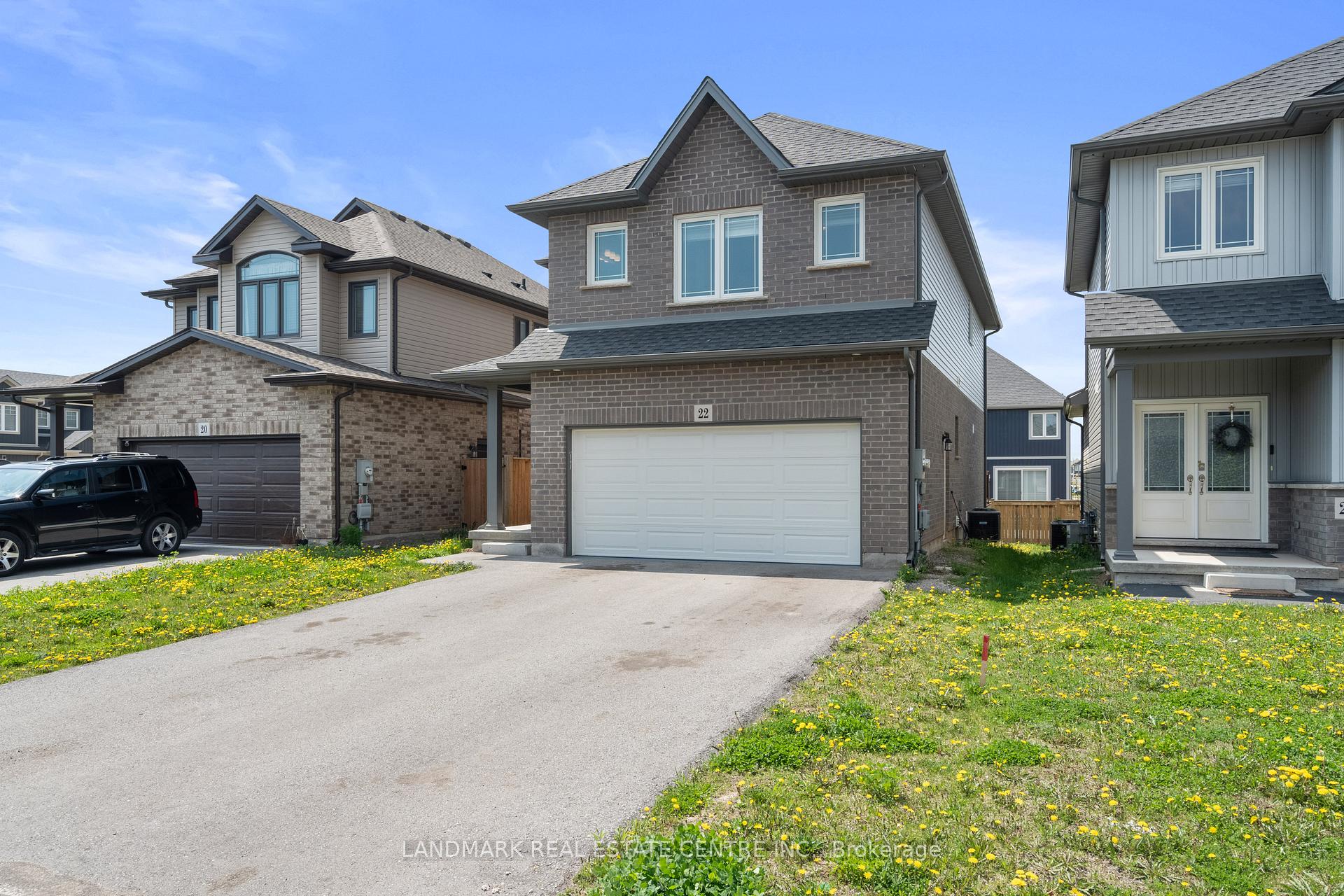 Photo 3 of 22 Lamb Crescent, Thorold, Hurricane/Merrittville — HOMEH