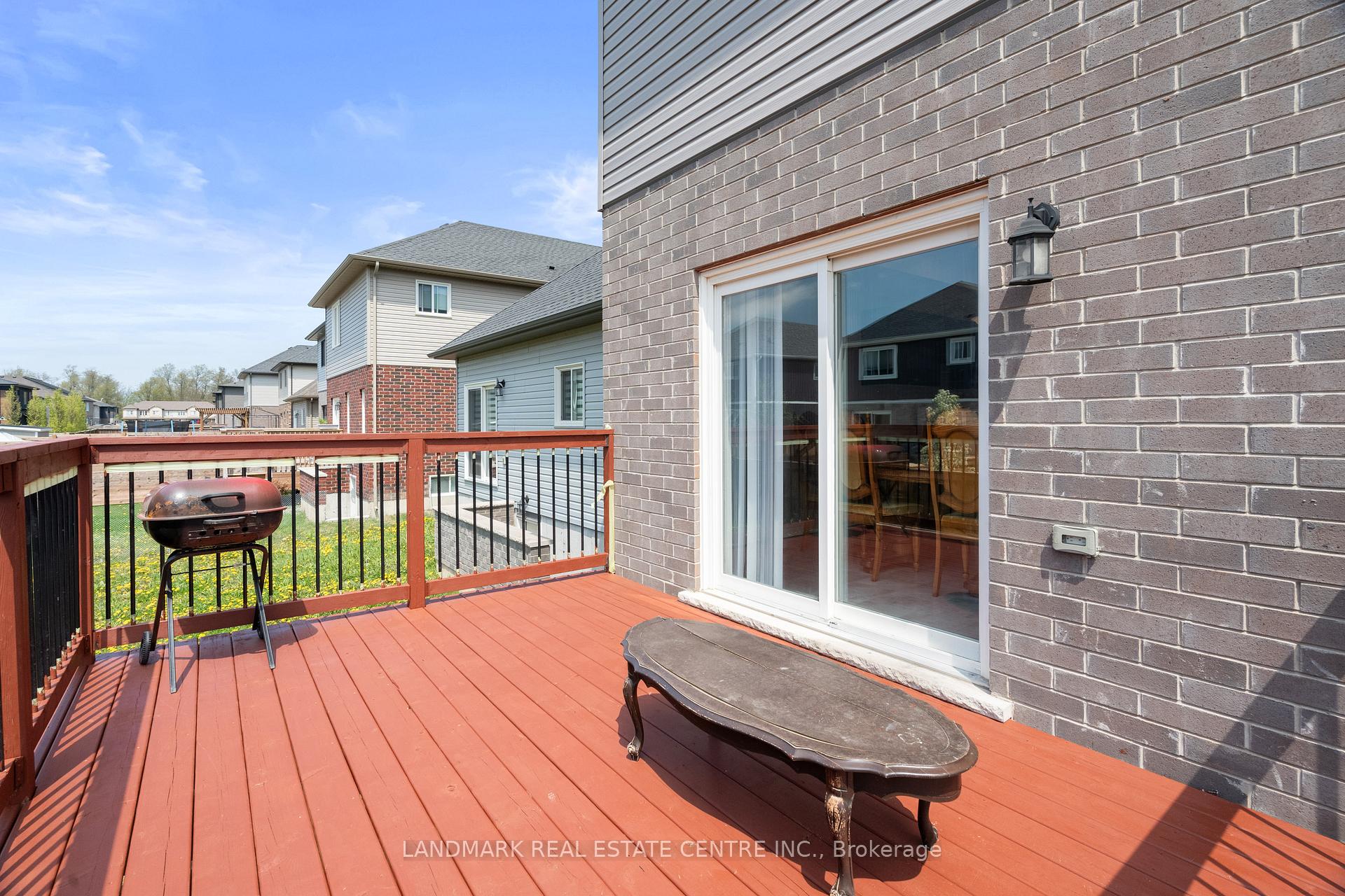 Photo 29 of 22 Lamb Crescent, Thorold, Hurricane/Merrittville — HOMEH