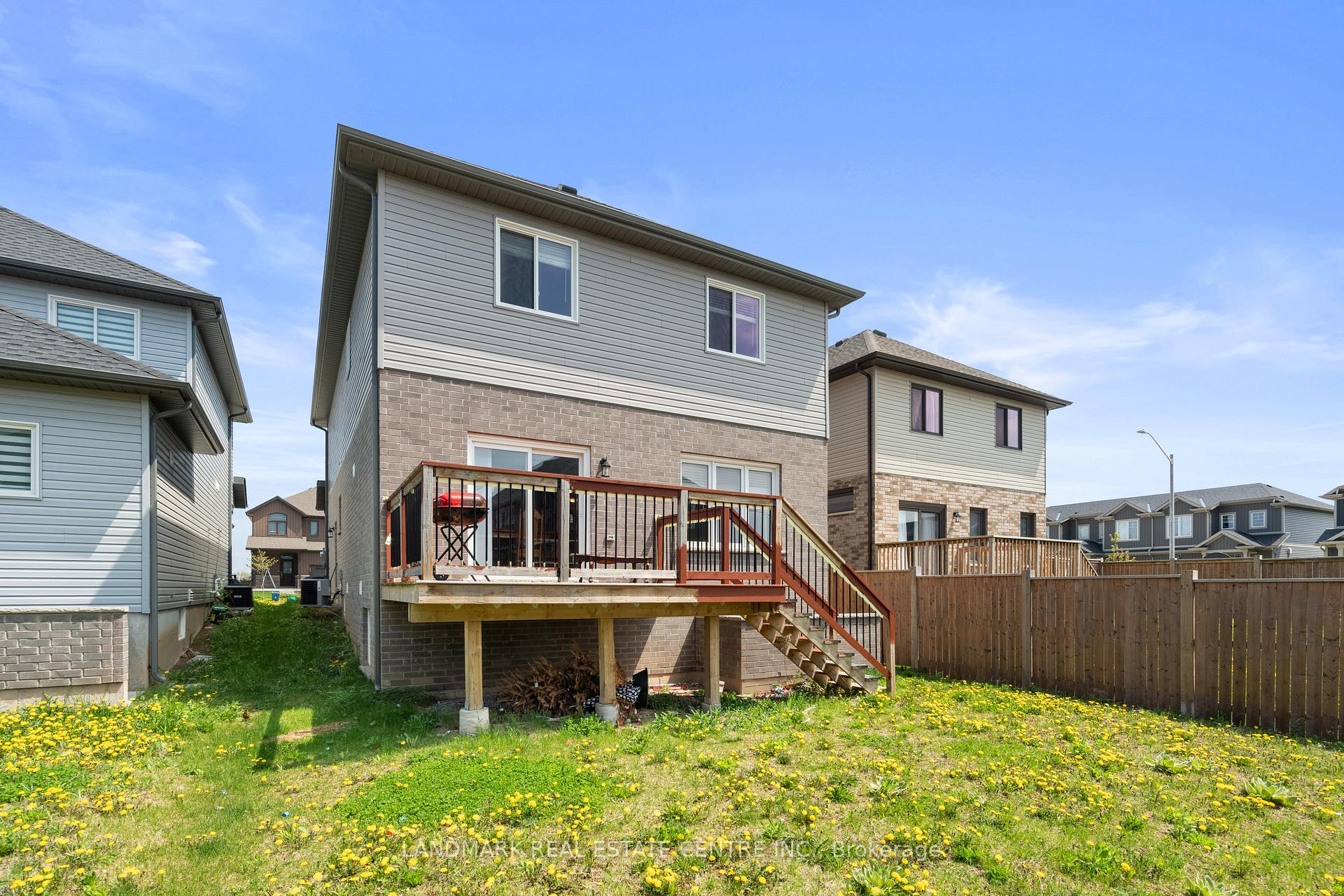 Photo 32 of 22 Lamb Crescent, Thorold, Hurricane/Merrittville — HOMEH