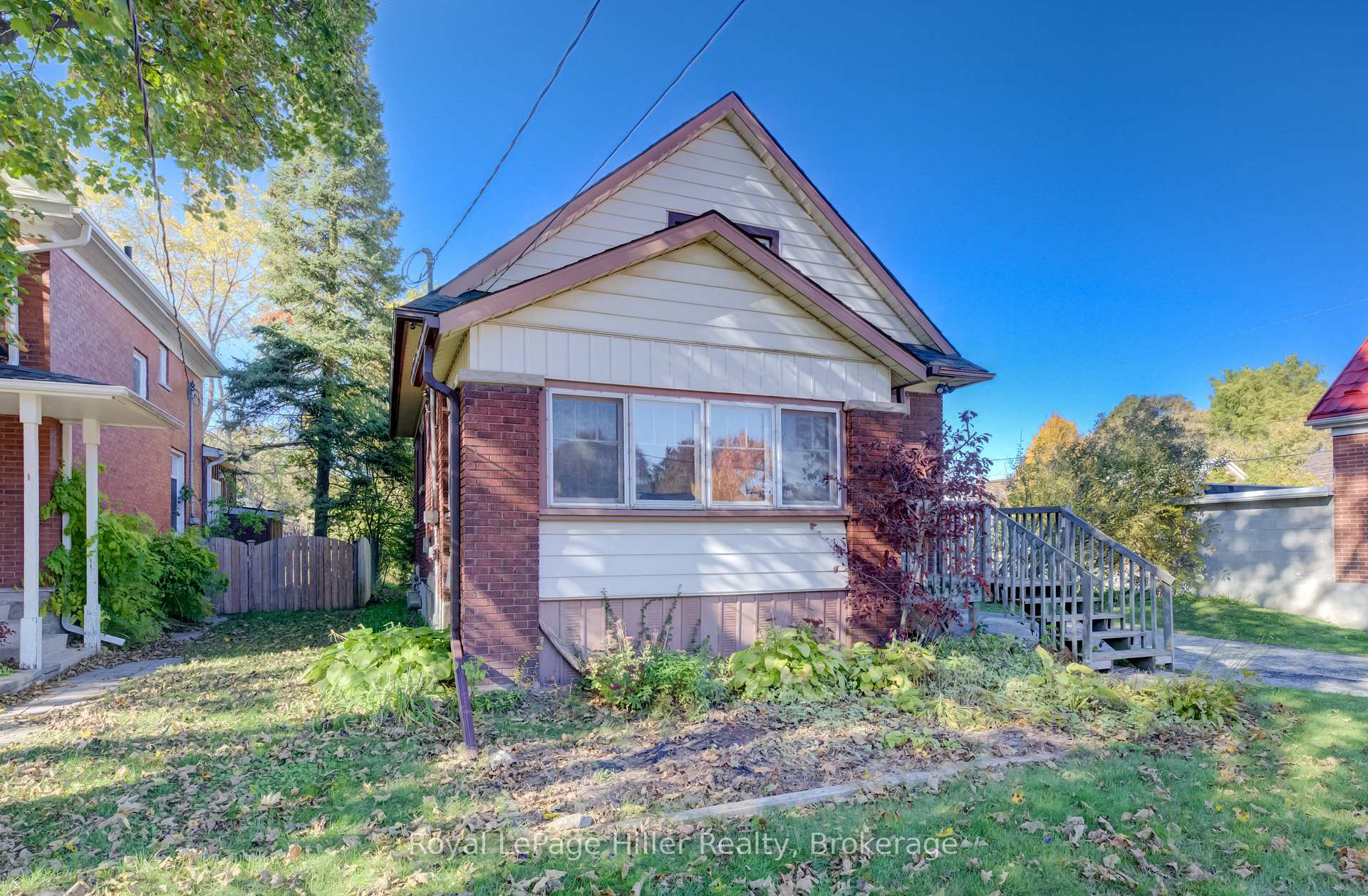 Photo 3 of 340 Guelph Street, Kitchener, Fairfield — HOMEH