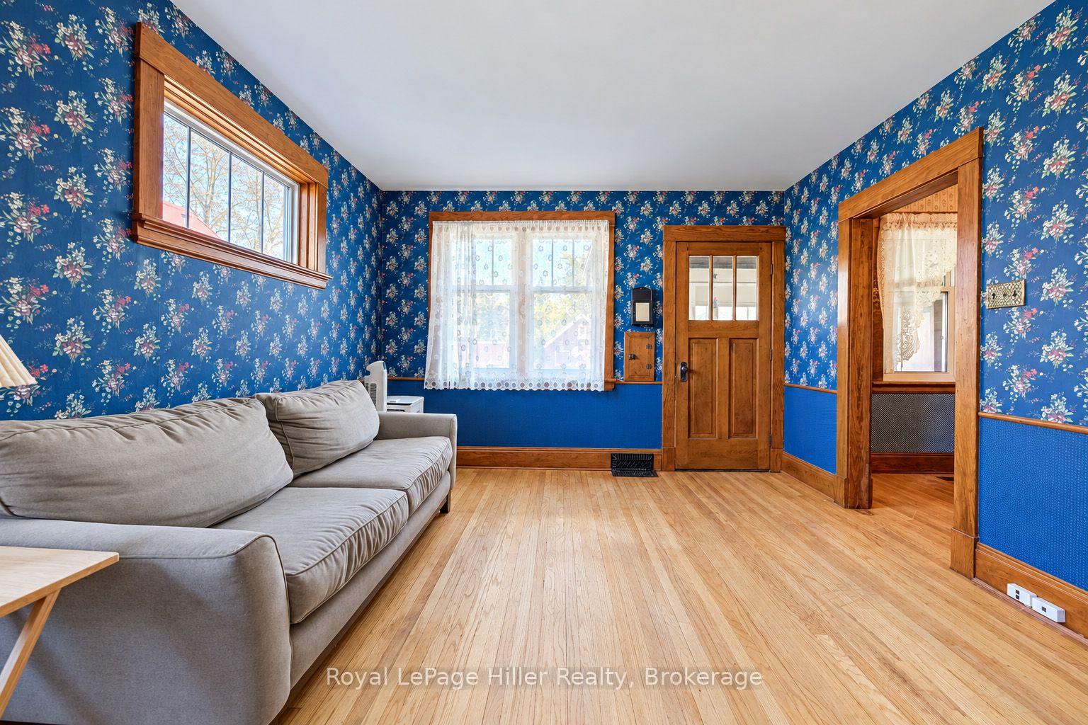 Photo 6 of 340 Guelph Street, Kitchener, Fairfield — HOMEH