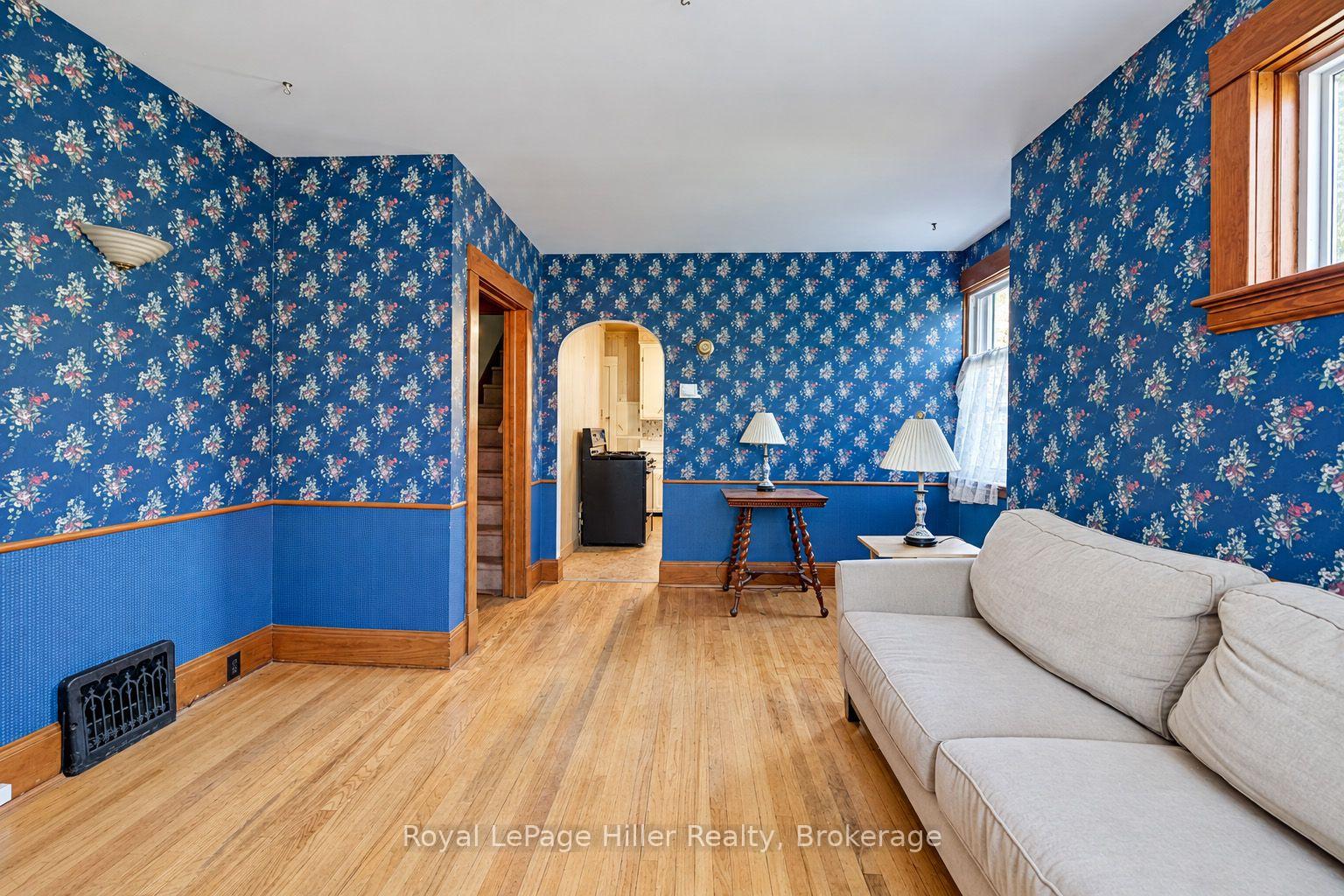 Photo 7 of 340 Guelph Street, Kitchener, Fairfield — HOMEH