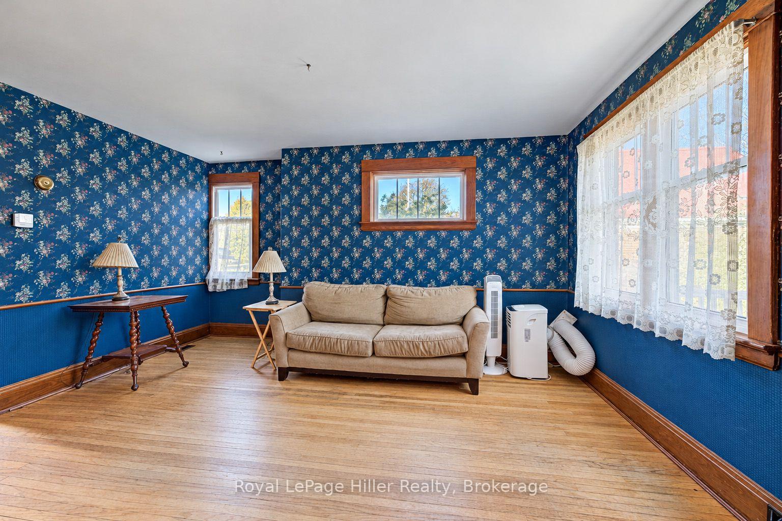 Photo 8 of 340 Guelph Street, Kitchener, Fairfield — HOMEH
