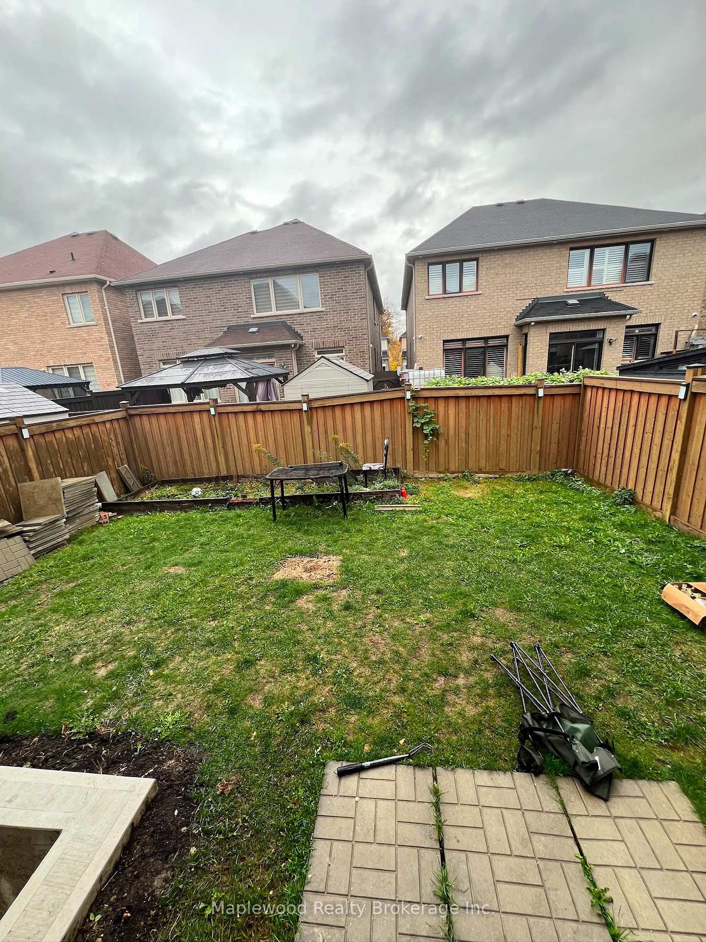 Photo 12 of 87 Villadowns Trail, Brampton, Sandringham-Wellington North — HOMEH