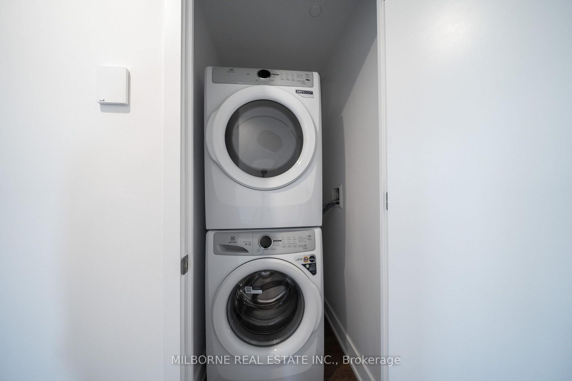 Photo 20 of Unit 320, 500 Upper Wellington Street, Hamilton, Centremount — HOMEH