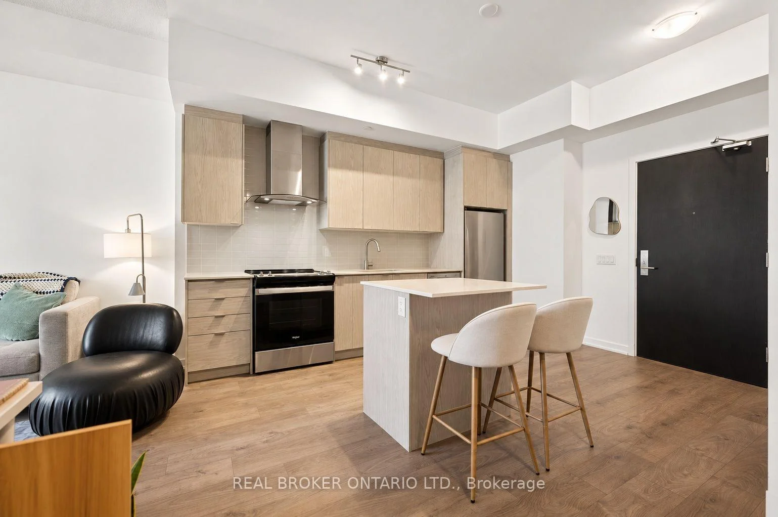 Photo 5 of Unit 227, 55 Duke Street, Kitchener, City Commercial Core — HOMEH