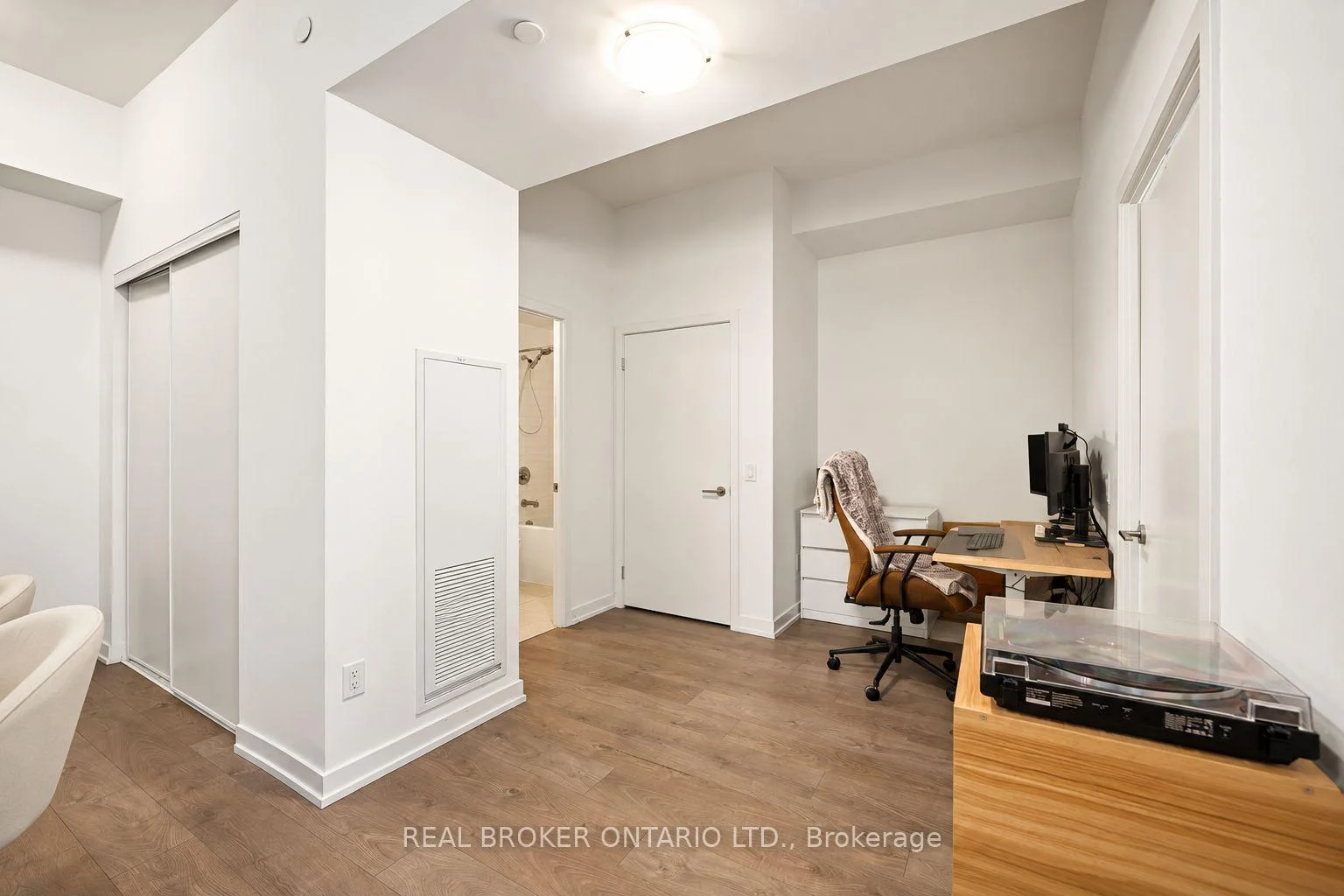 Photo 13 of Unit 227, 55 Duke Street, Kitchener, City Commercial Core — HOMEH