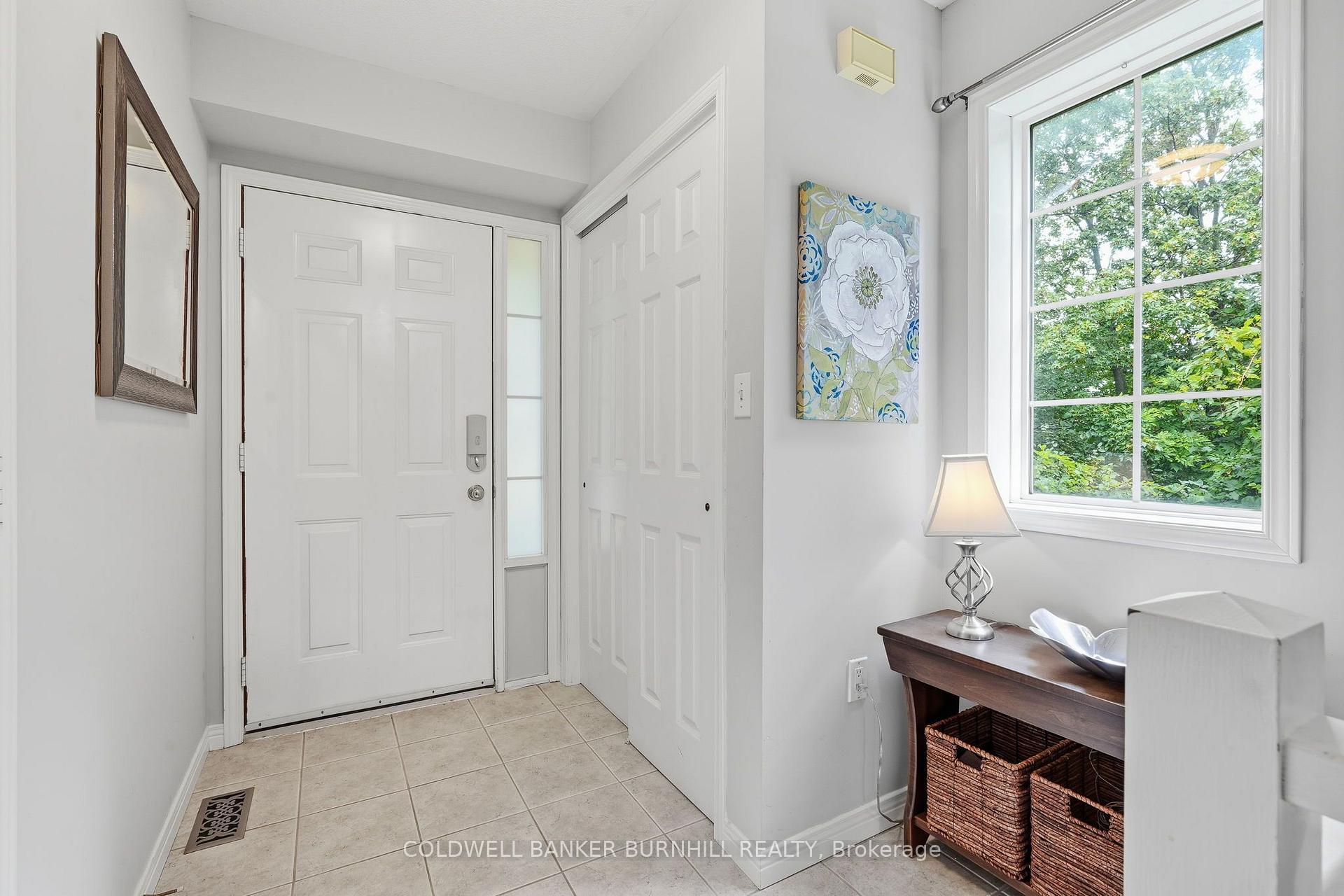 Photo 5 of Unit 7, 348 Highland Road W, Hamilton, Stoney Creek Mountain — HOMEH