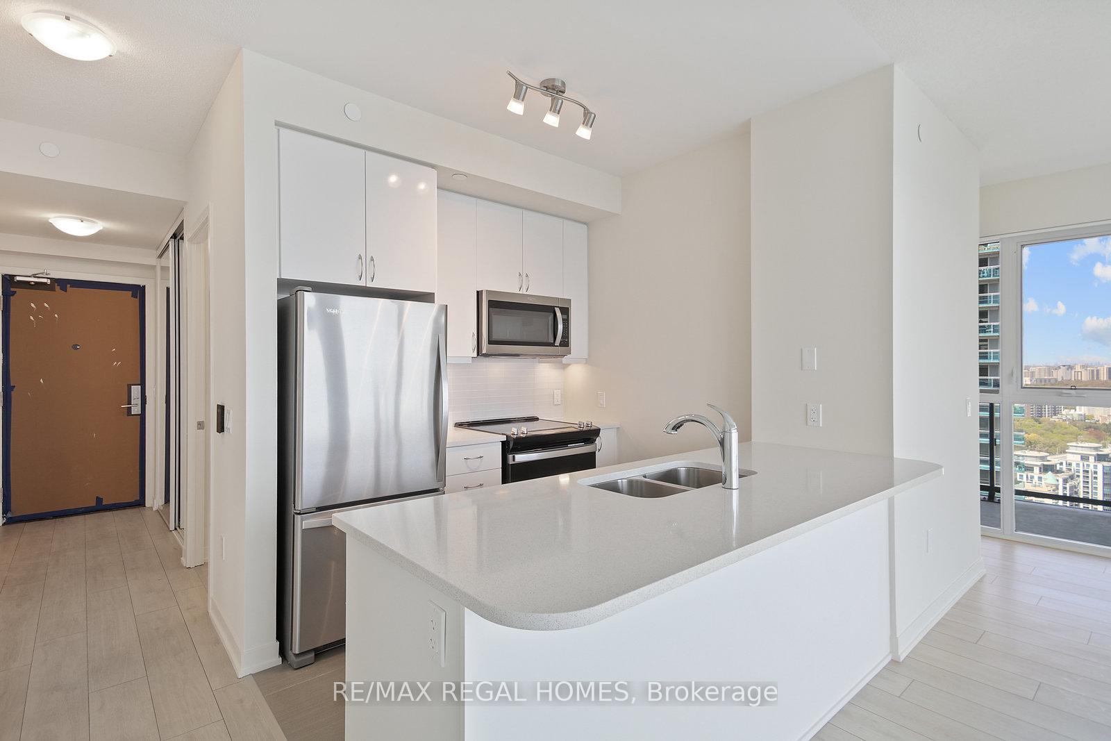 Photo 4 of Unit 3602, 38 Annie Craig Drive, Etobicoke, Mimico — HOMEH