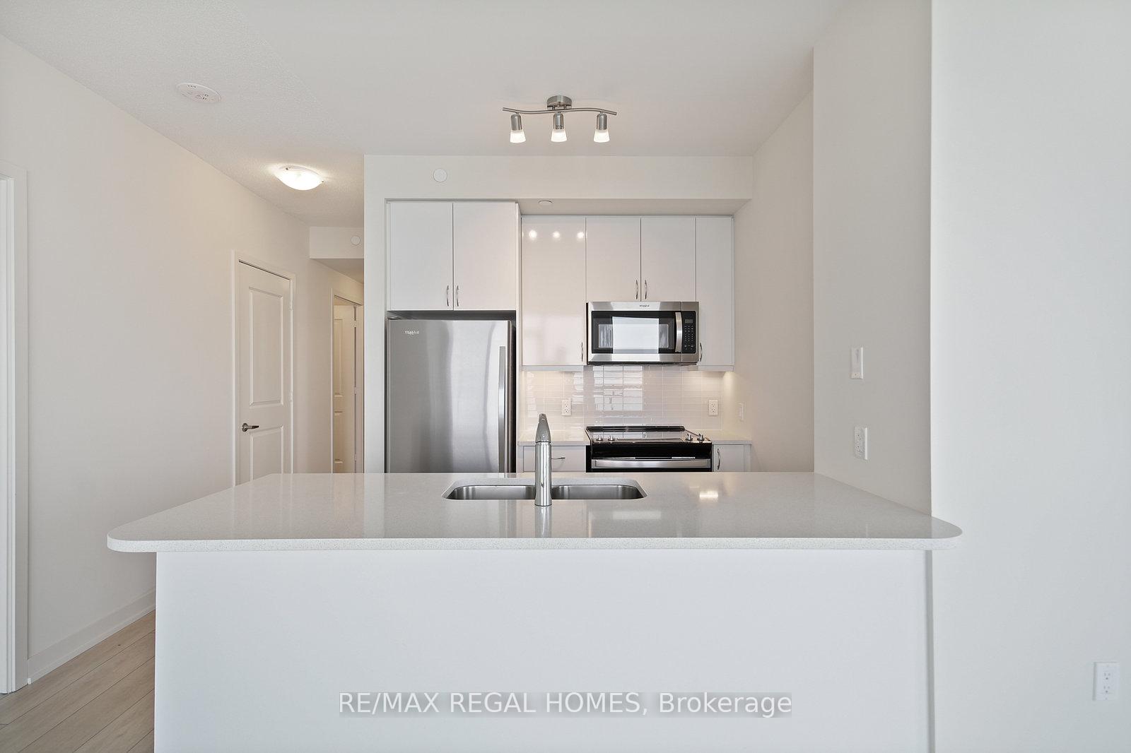 Photo 5 of Unit 3602, 38 Annie Craig Drive, Etobicoke, Mimico — HOMEH