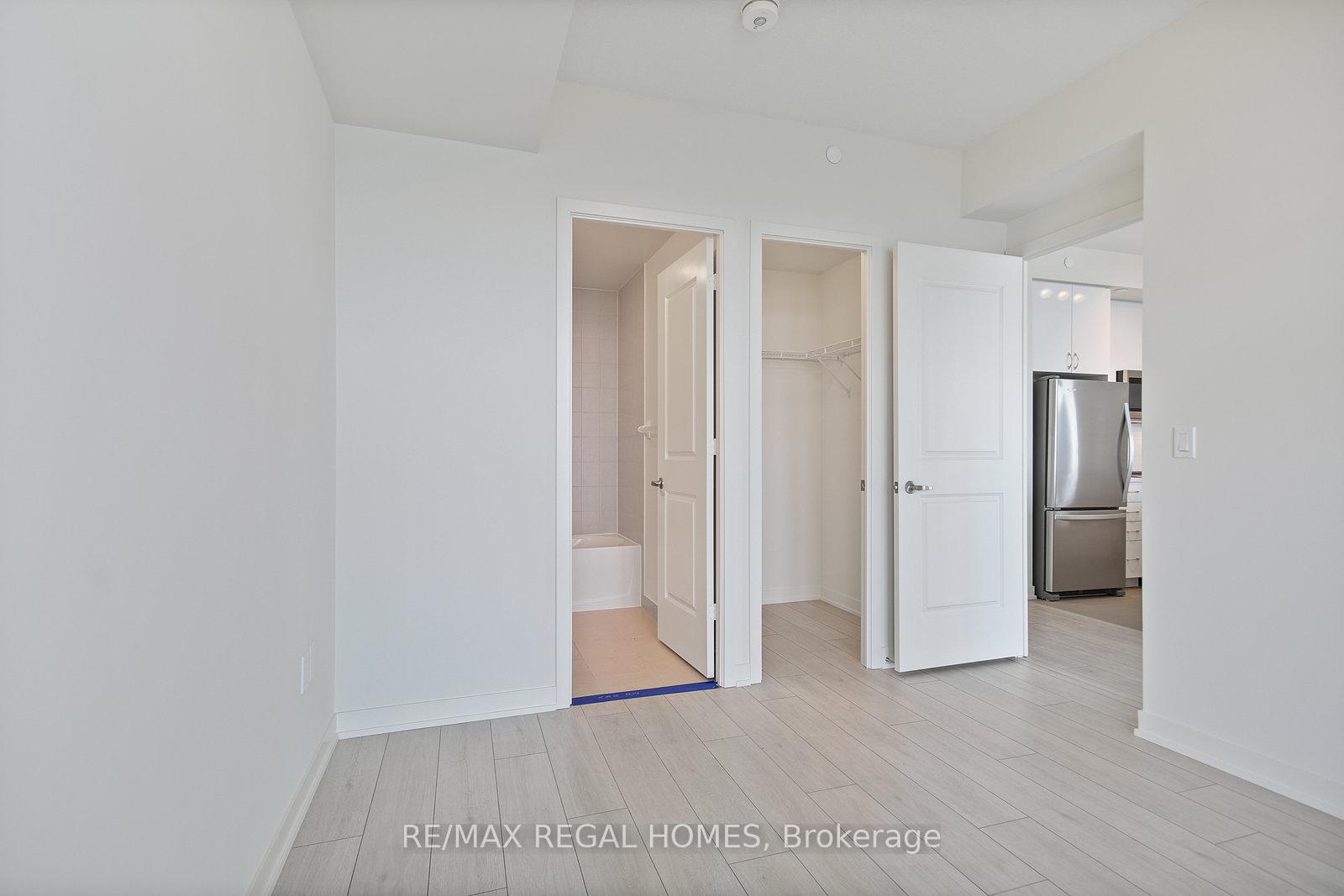 Photo 11 of Unit 3602, 38 Annie Craig Drive, Etobicoke, Mimico — HOMEH