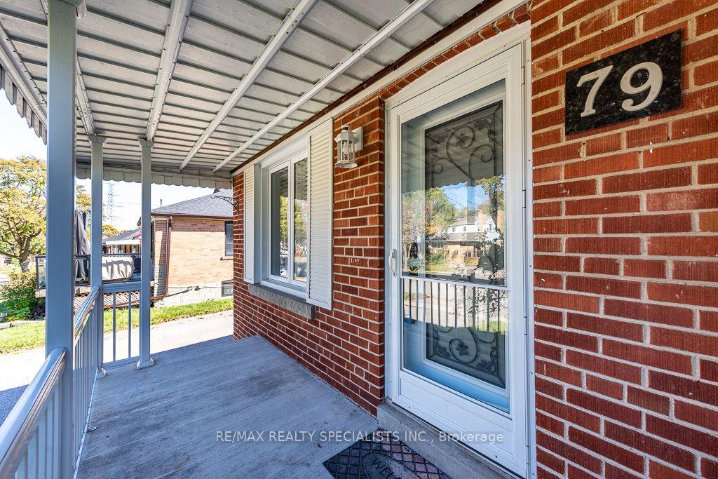 Photo 3 of Unit MAIN, 79 Clearbrooke Circle, Etobicoke, Rexdale-Kipling — HOMEH