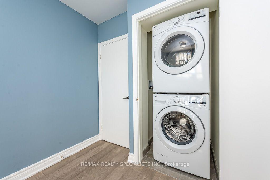 Photo 22 of Unit MAIN, 79 Clearbrooke Circle, Etobicoke, Rexdale-Kipling — HOMEH