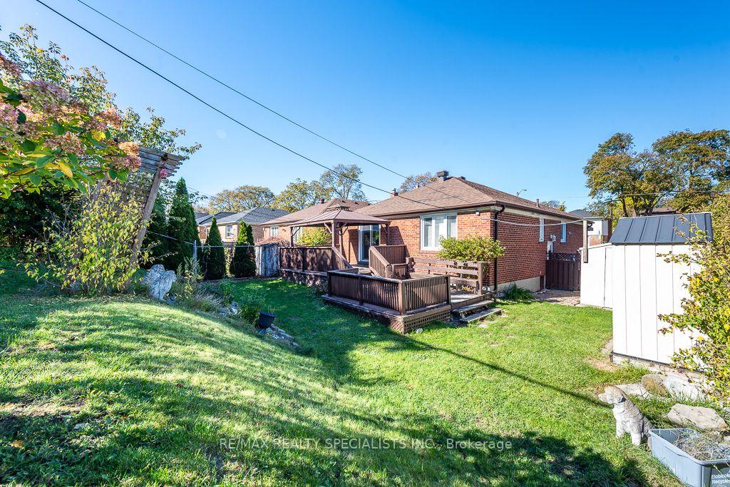 Photo 25 of Unit MAIN, 79 Clearbrooke Circle, Etobicoke, Rexdale-Kipling — HOMEH
