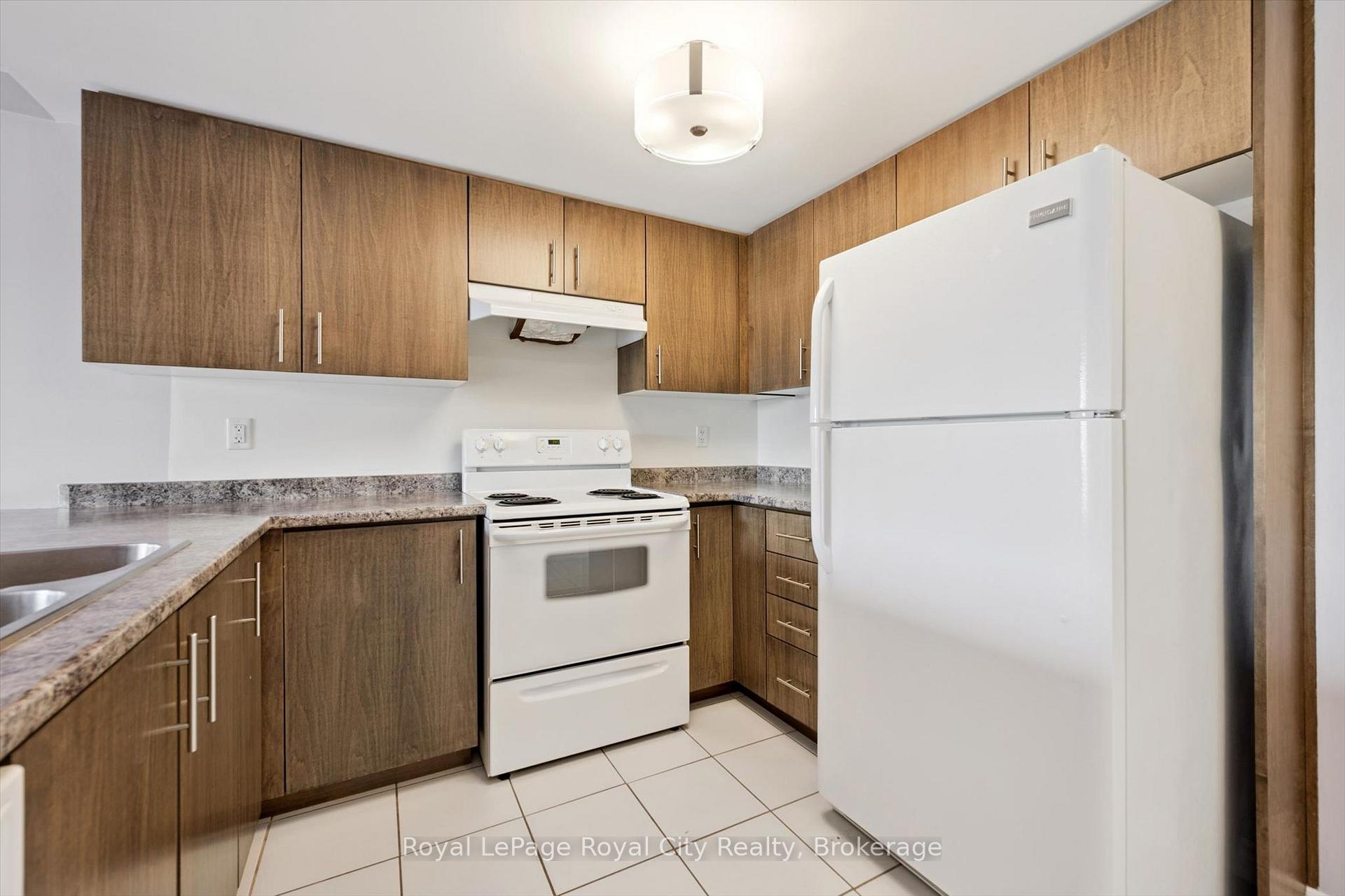 Photo 6 of Unit 408, 103 Westminster Crescent, Centre Wellington, Fergus — HOMEH