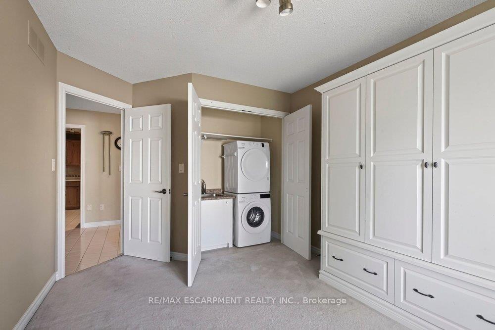 Photo 21 of Unit 29, 141 Welland Vale Road, St. Catharines, Grapeview — HOMEH
