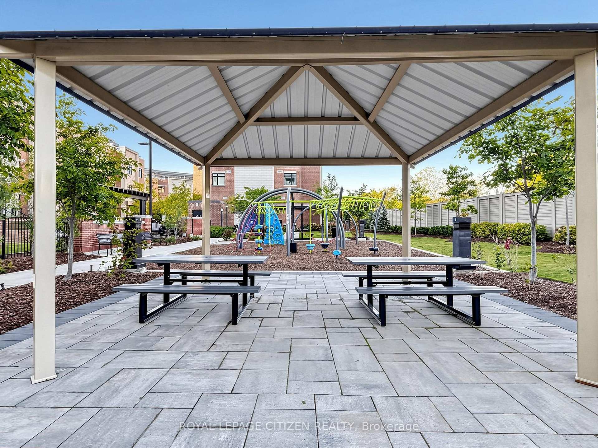 Photo 44 of Unit 412, 1063 Douglas McCurdy Common, Mississauga, Lakeview — HOMEH